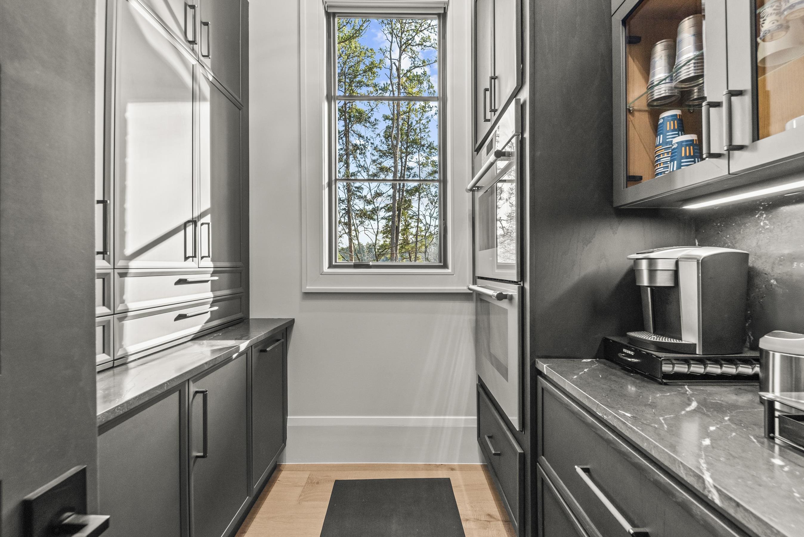 1131 NEARY RIDGE image 17