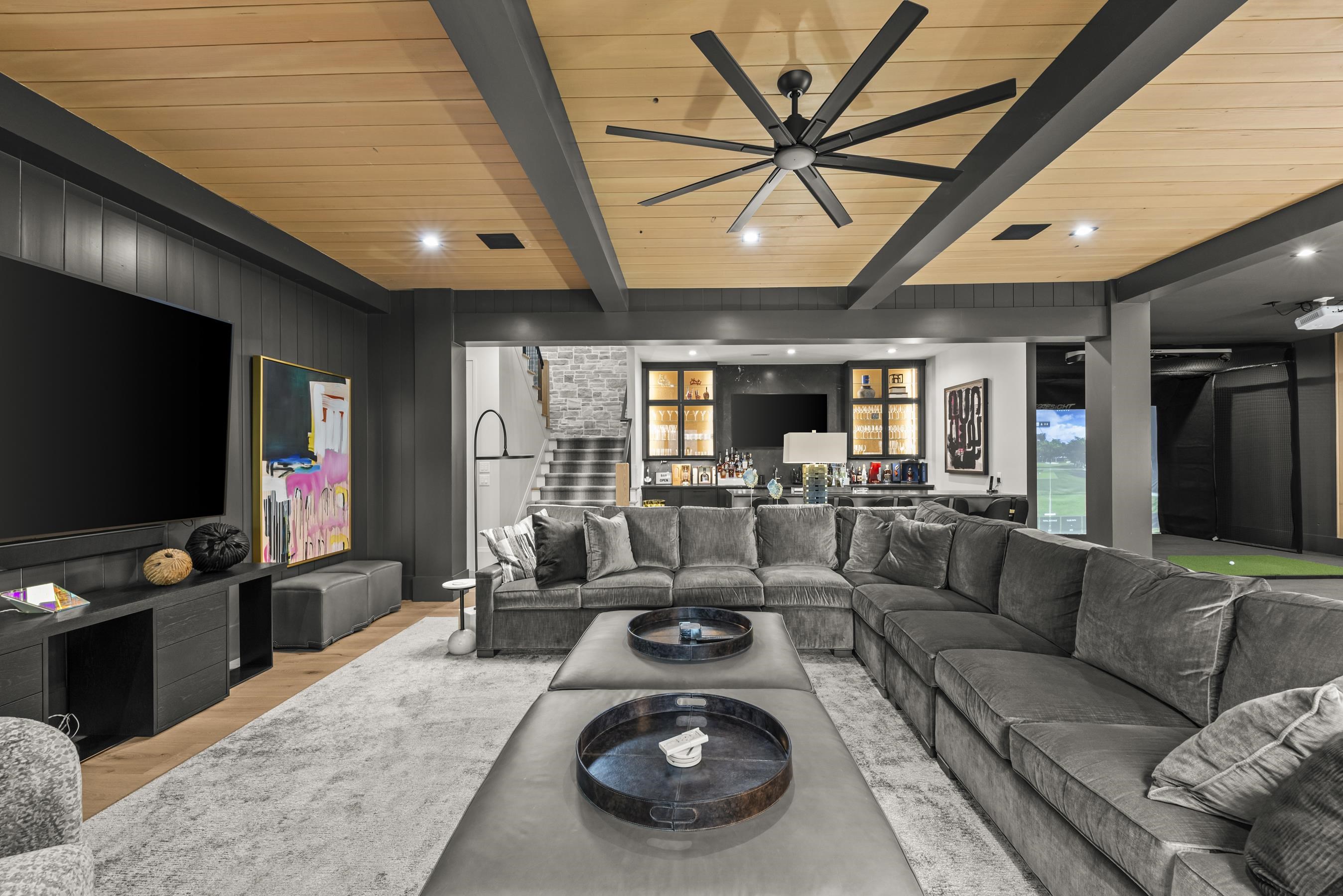 1131 NEARY RIDGE image 45