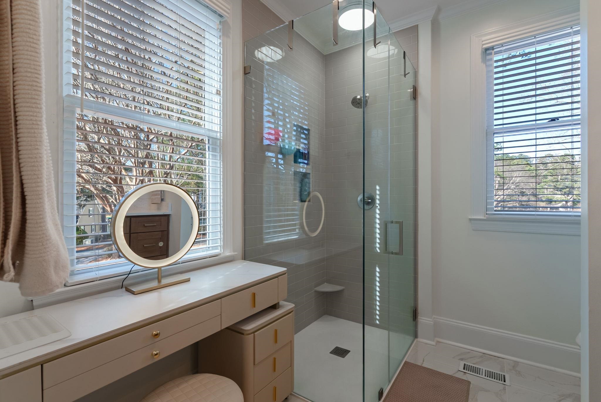 1030 VILLAGE LOOP image 15