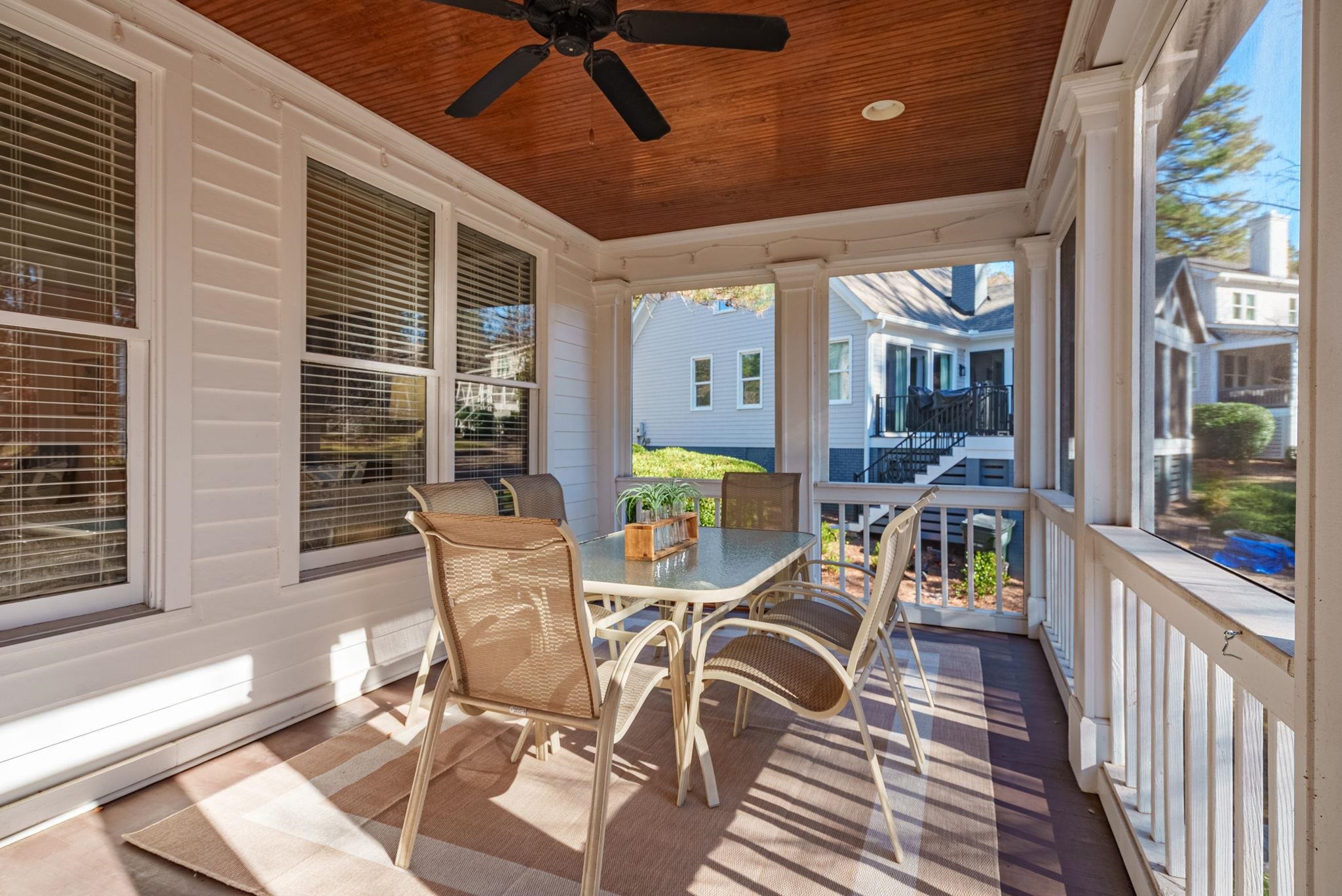 1030 VILLAGE LOOP image 22