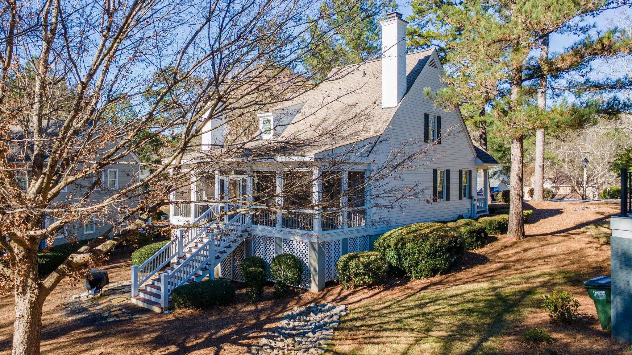 1030 VILLAGE LOOP image 27