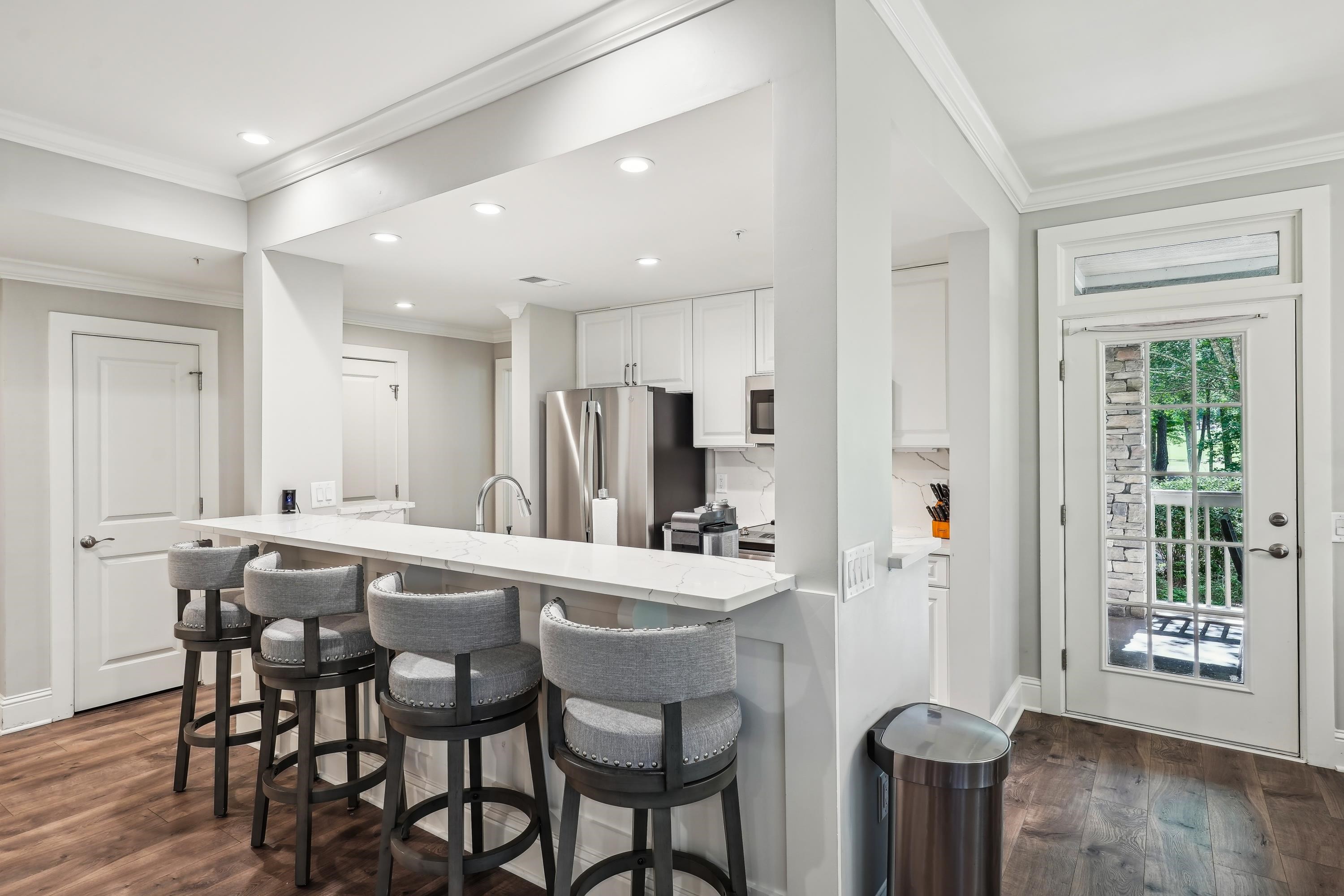 1050A TAILWATER image 16