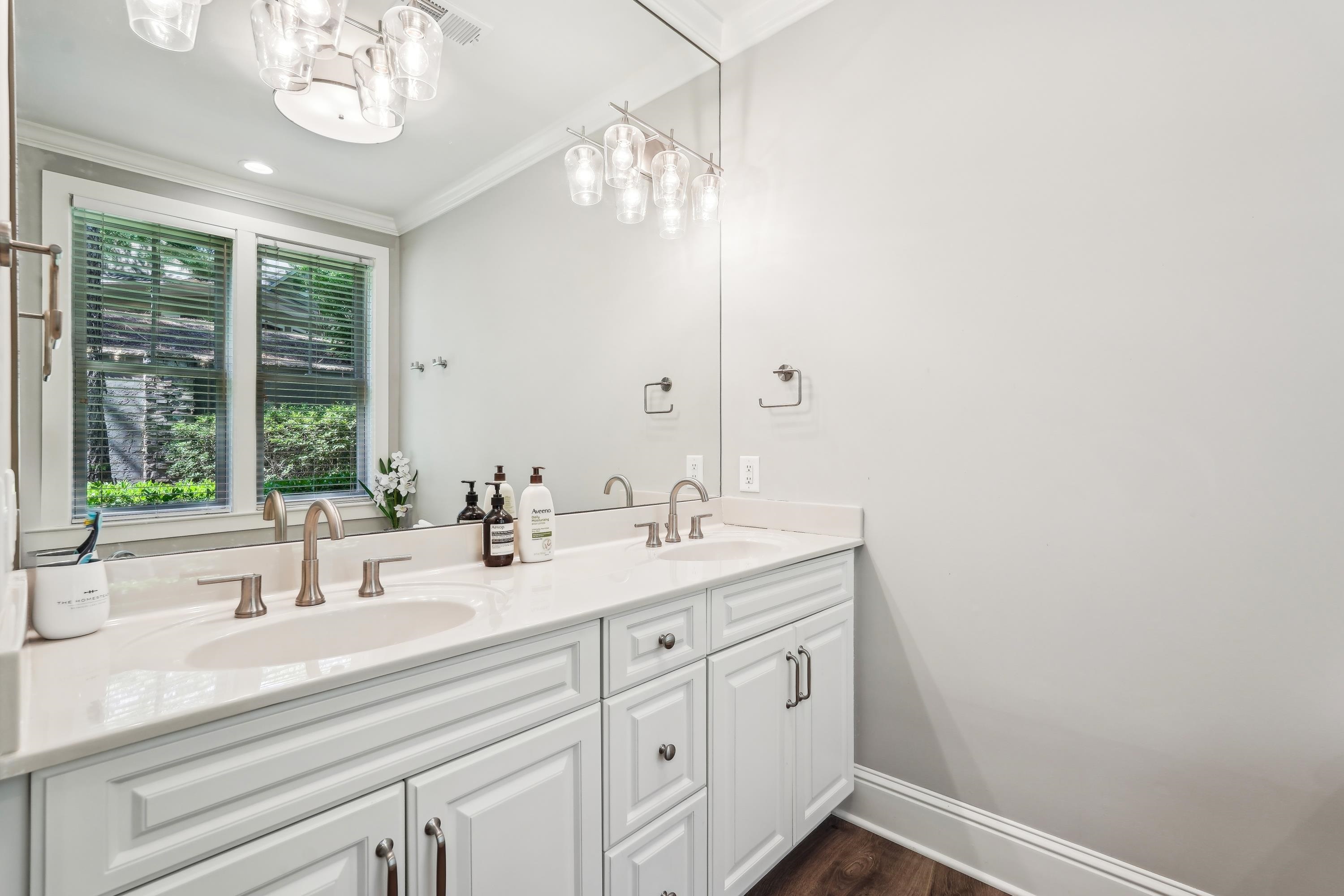 1050A TAILWATER image 30