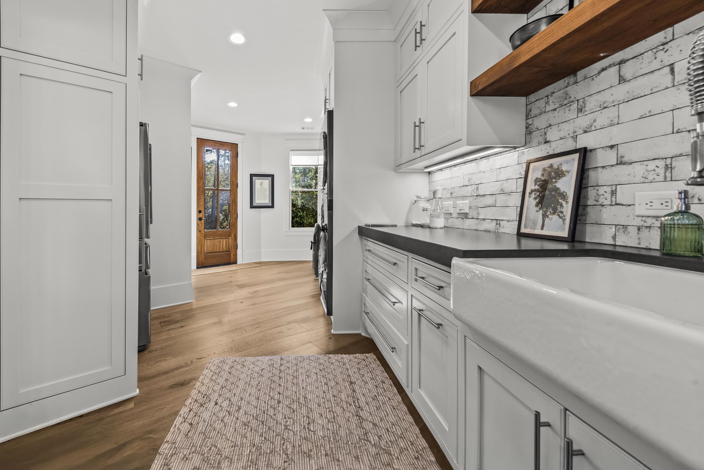 1131 DAVISON DRIVE image 39