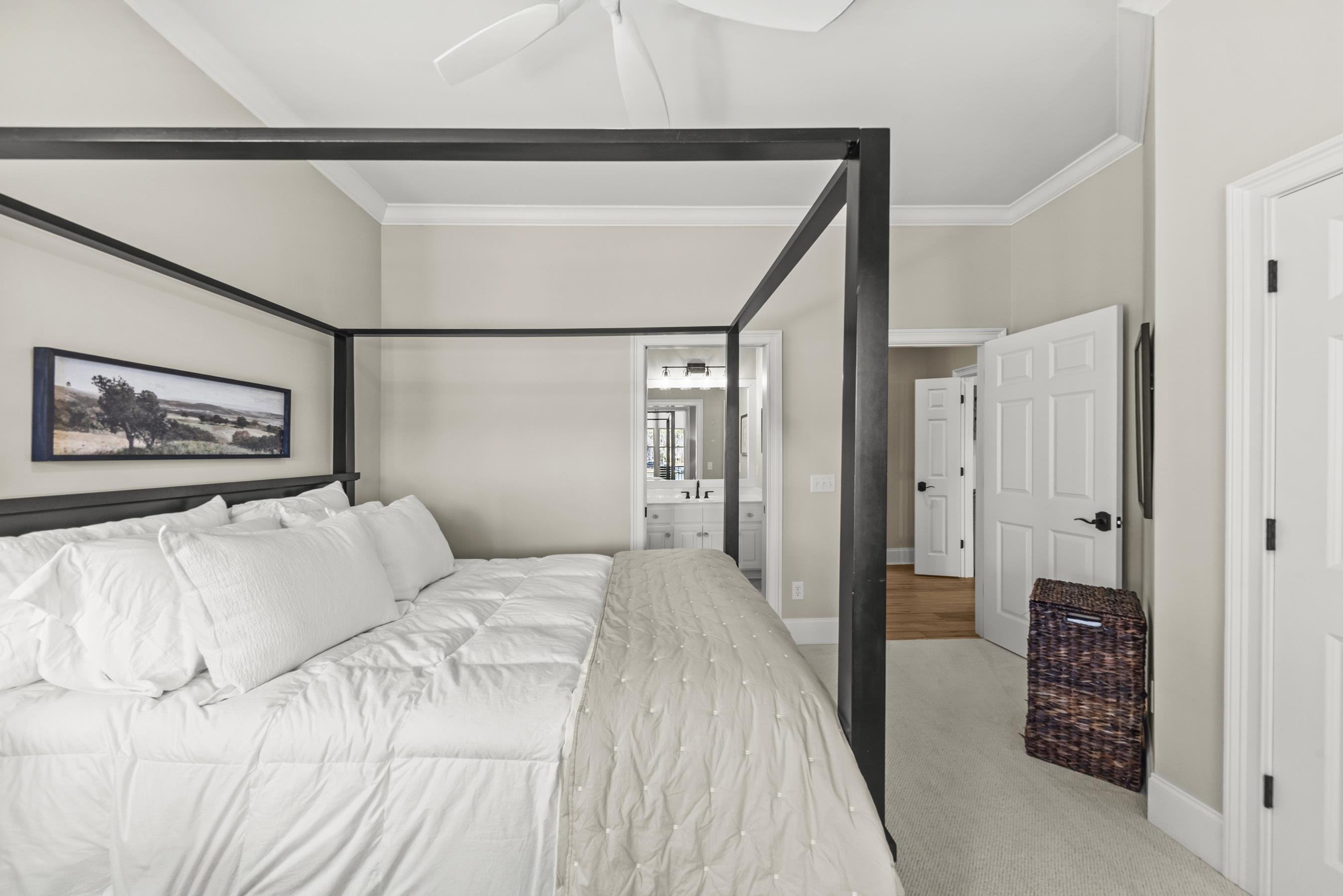 1131 DAVISON DRIVE image 57