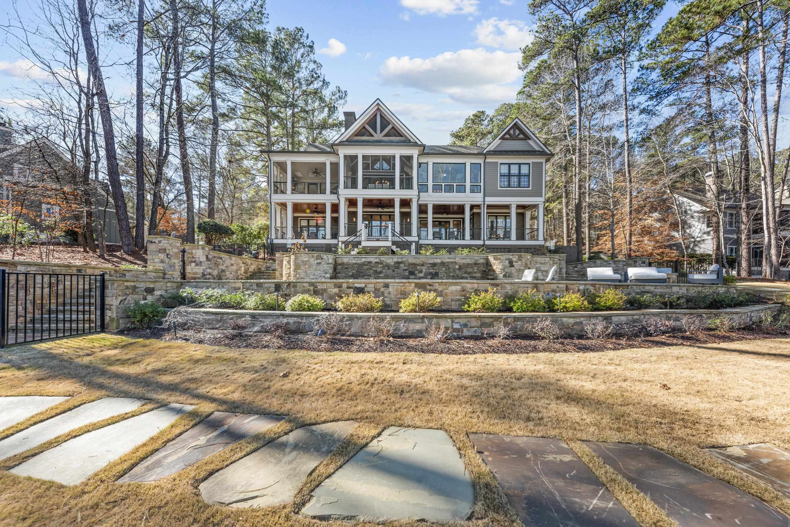 1131 DAVISON DRIVE image 73