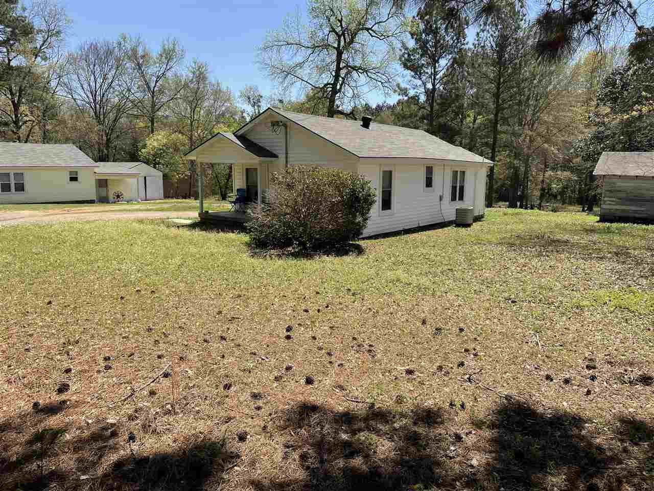 1027 Buffalo St ,Gilmer, TX 1027 Buffalo St ,Gilmer, TX