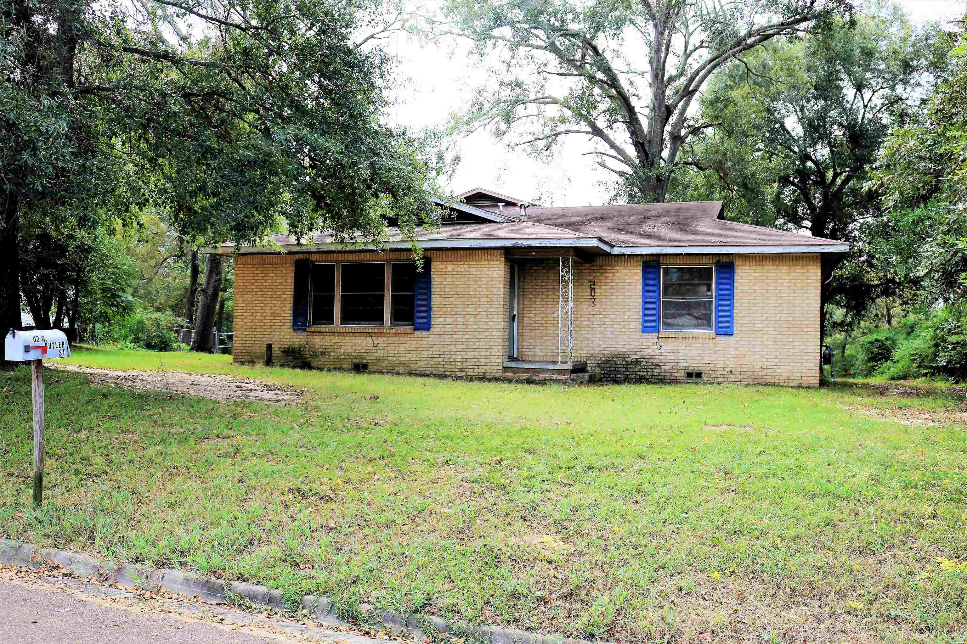 203 Butler Street S/SID W,Gilmer, TX 203 Butler Street S/SID W,Gilmer, TX