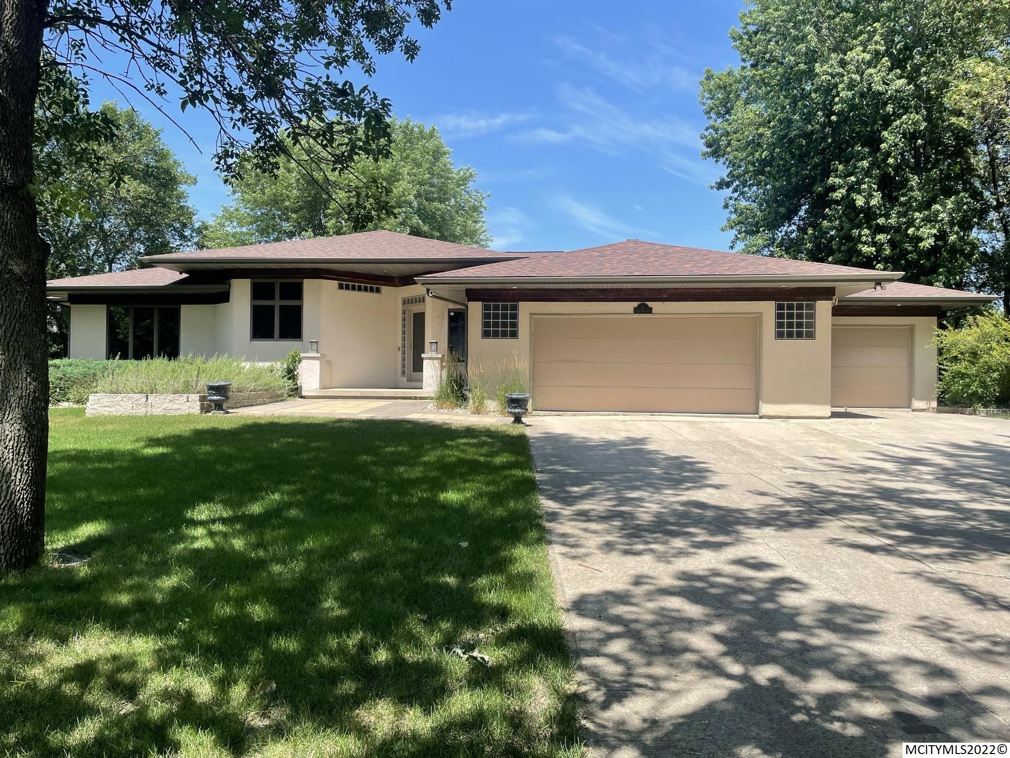 Homes Hildebrand Real Estate