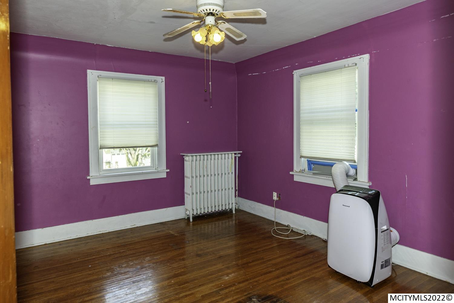 Residential for sale in MANLY, Iowa, 220528