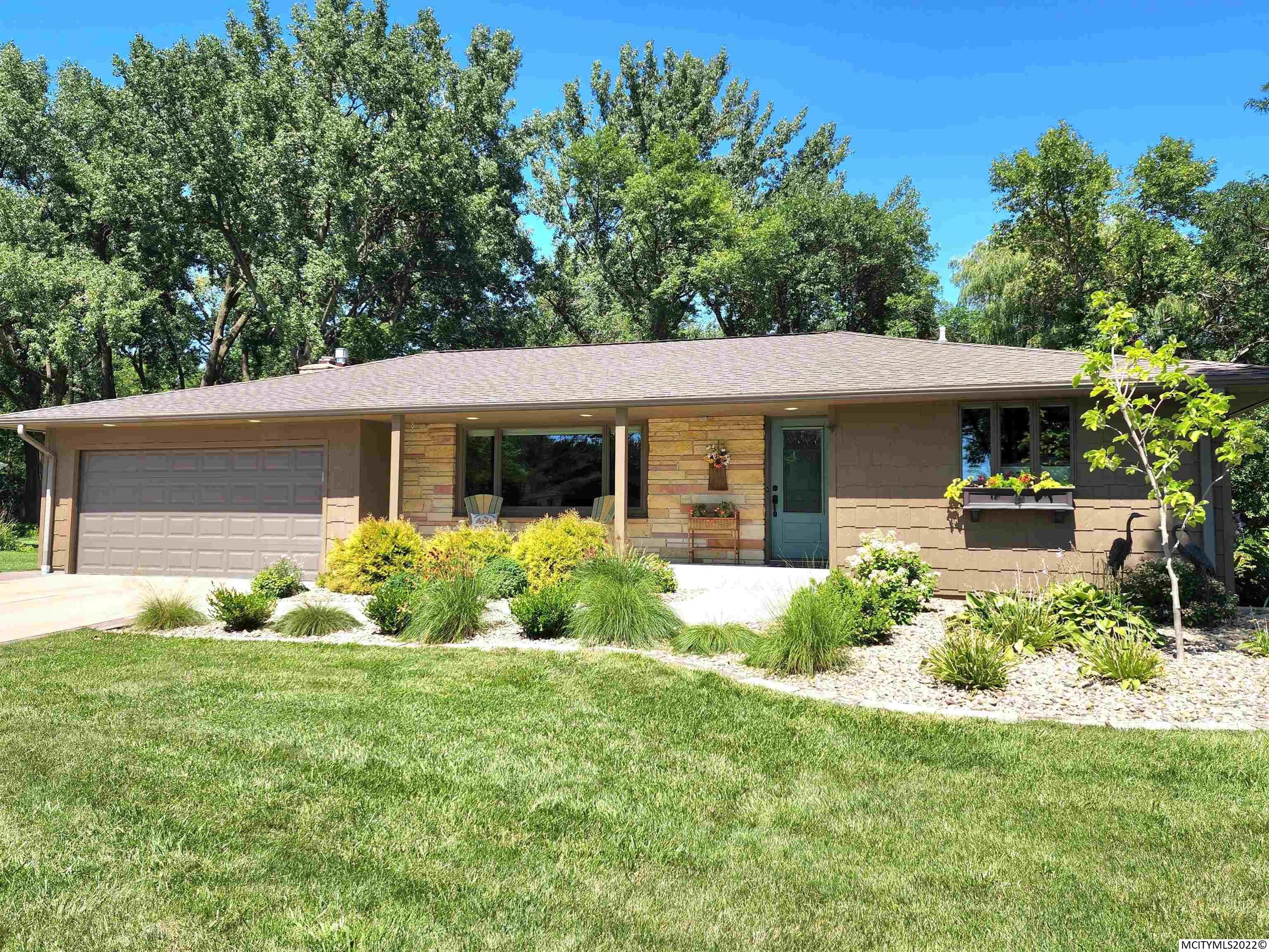 Homes Hildebrand Real Estate