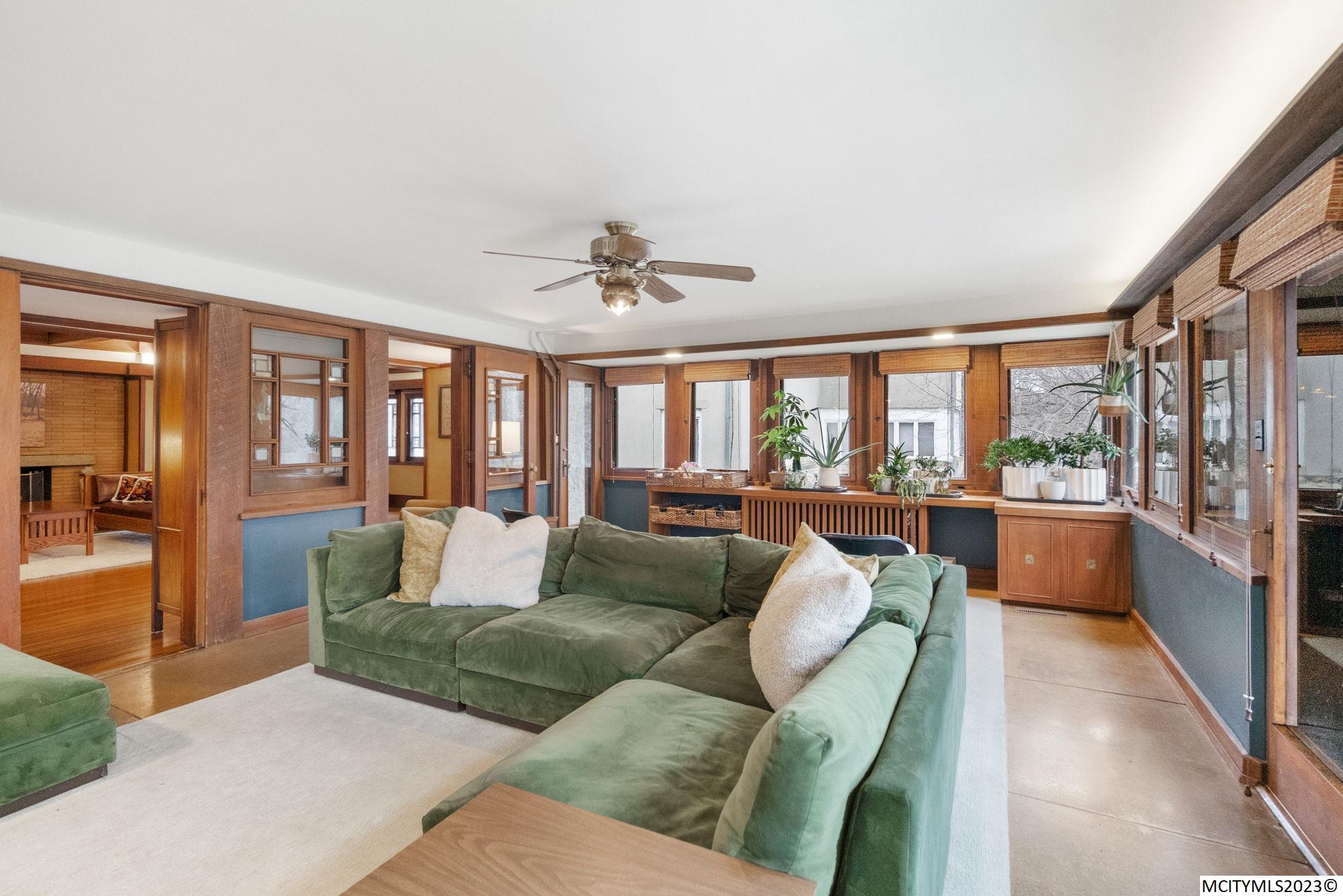 Homes Hildebrand Real Estate