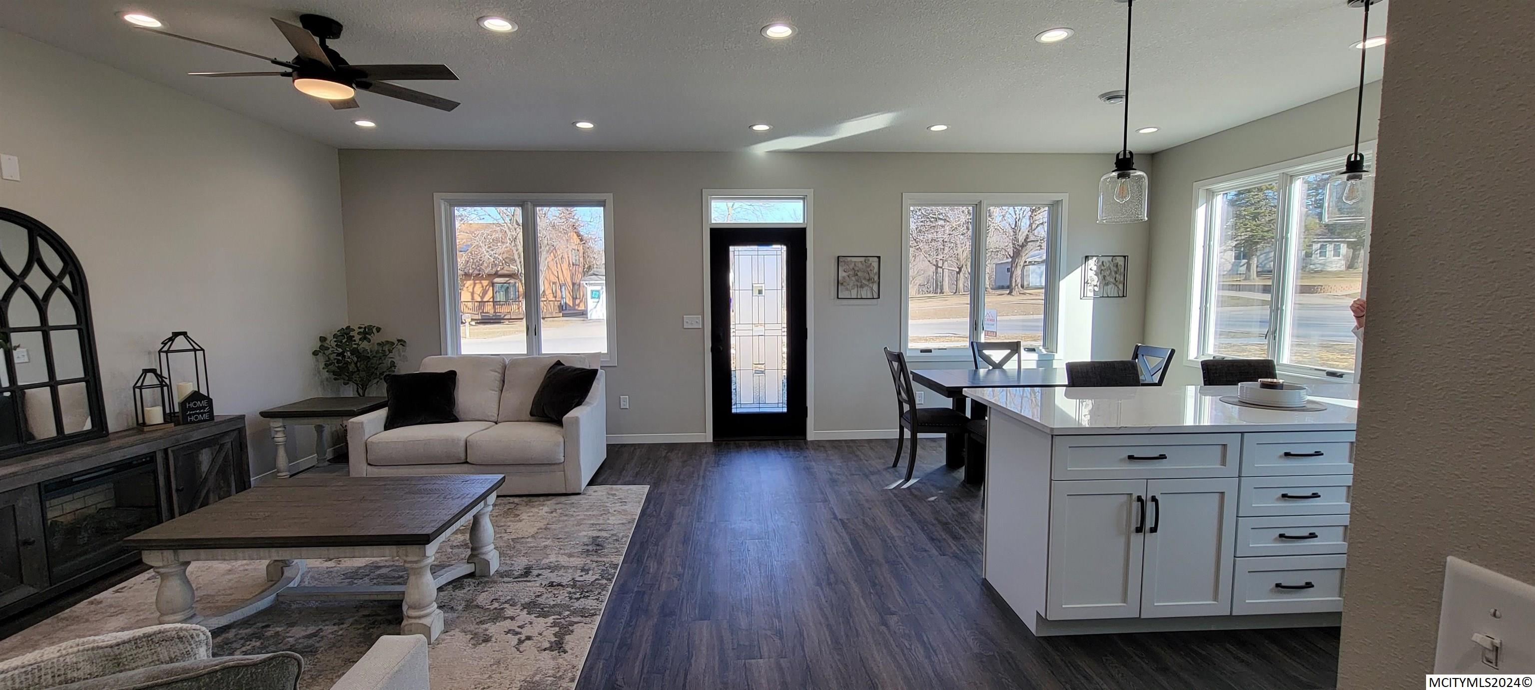 Residential for sale in NORA SPRINGS, Iowa, 240069