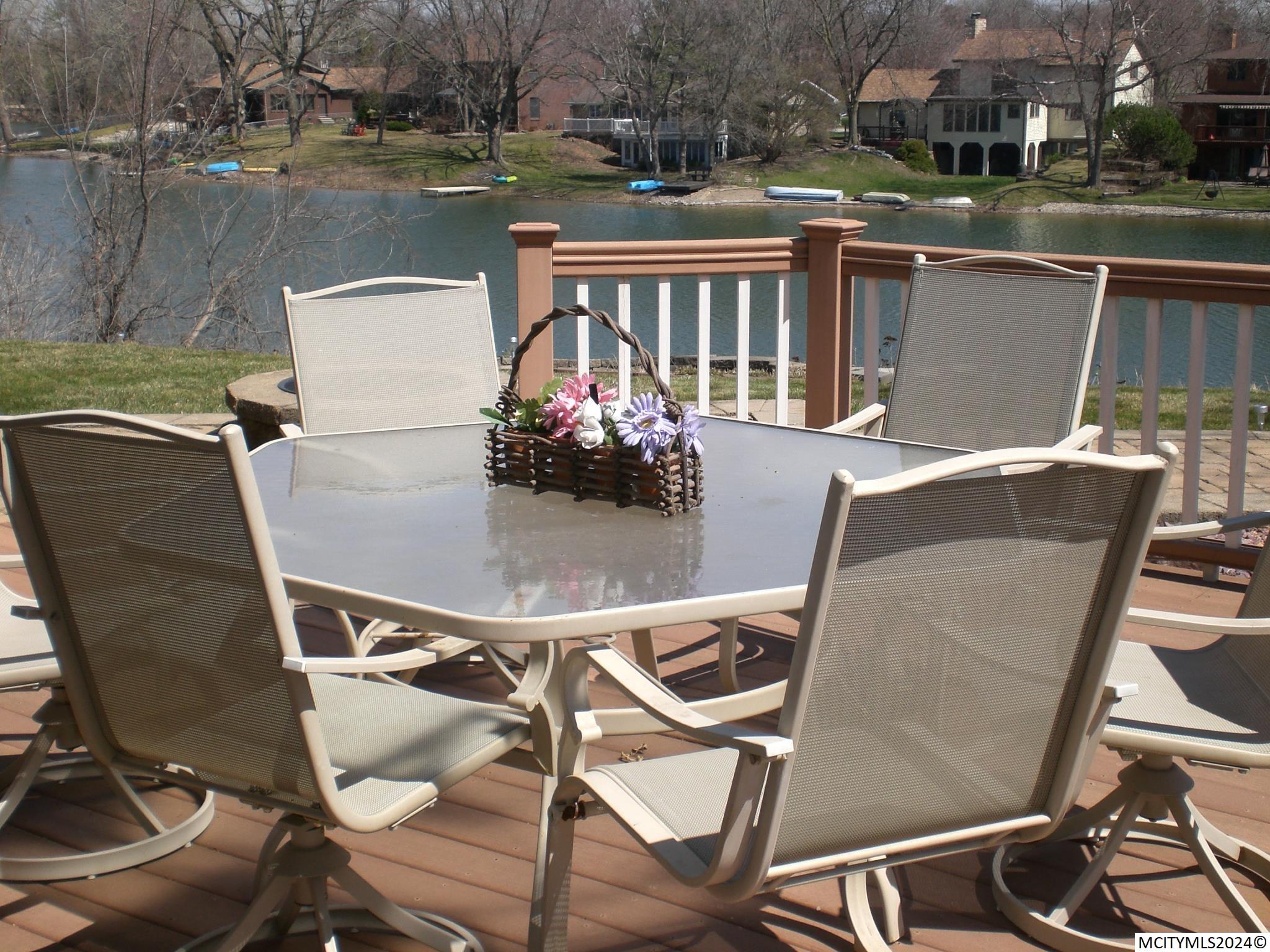 11 Knollwood Ct
