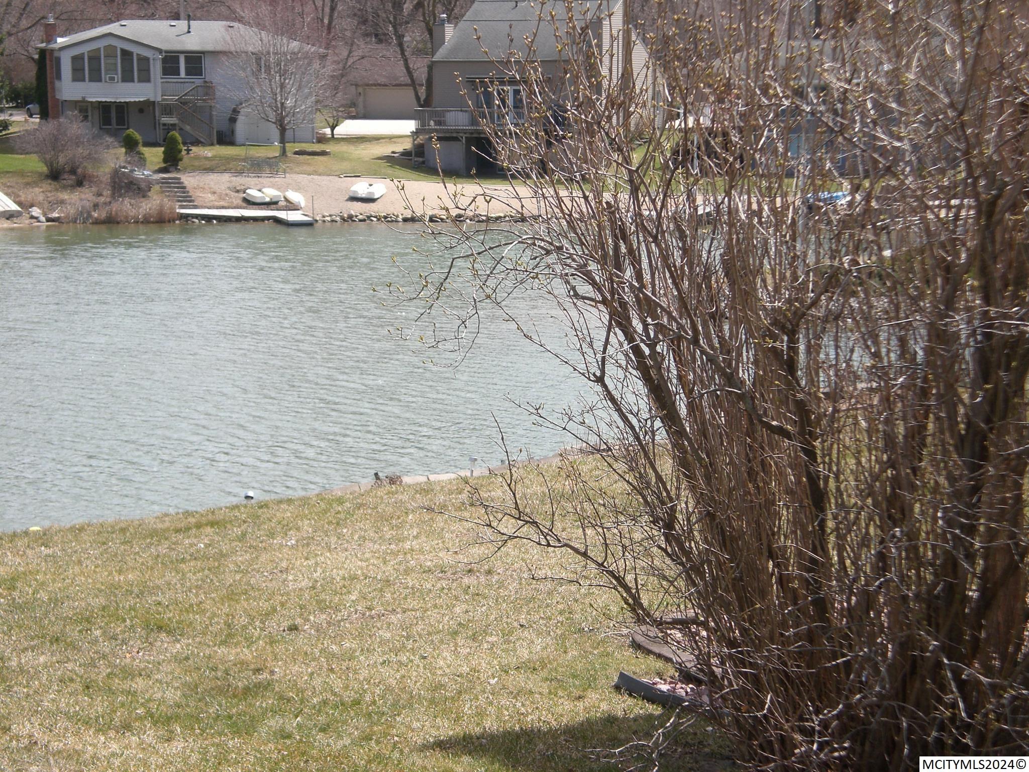 11 Knollwood Ct