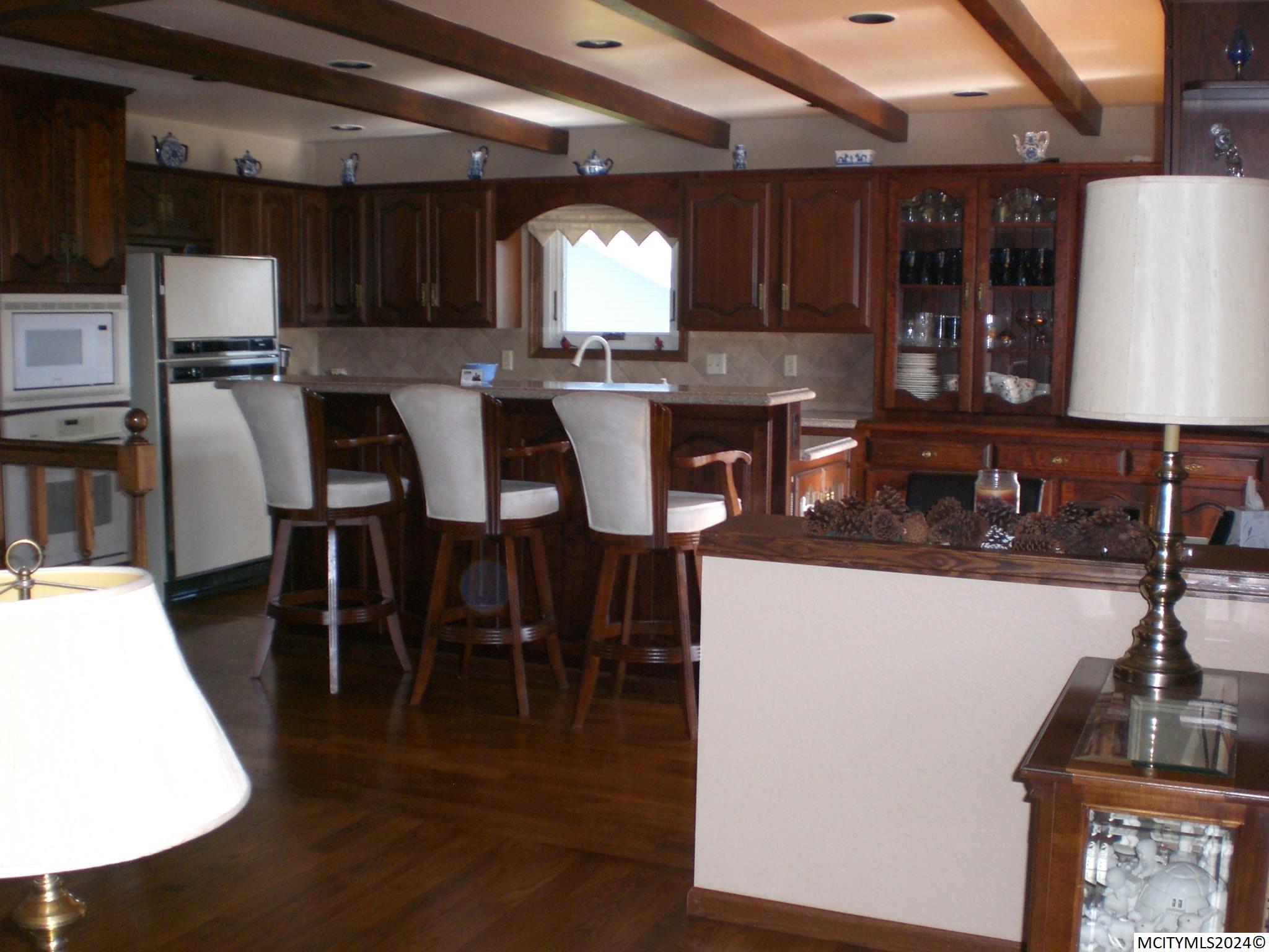 11 Knollwood Ct