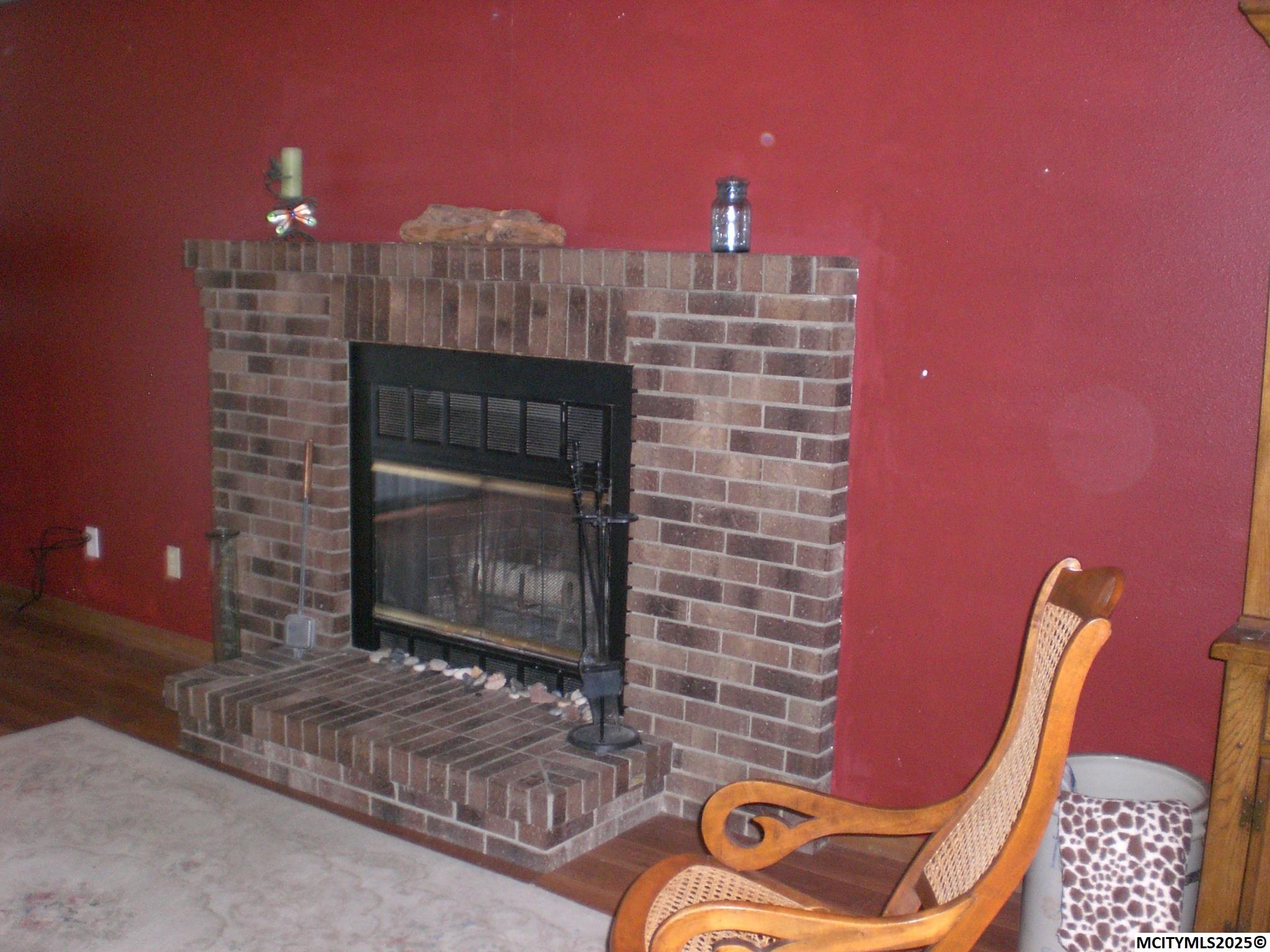 2166 Springview Dr
