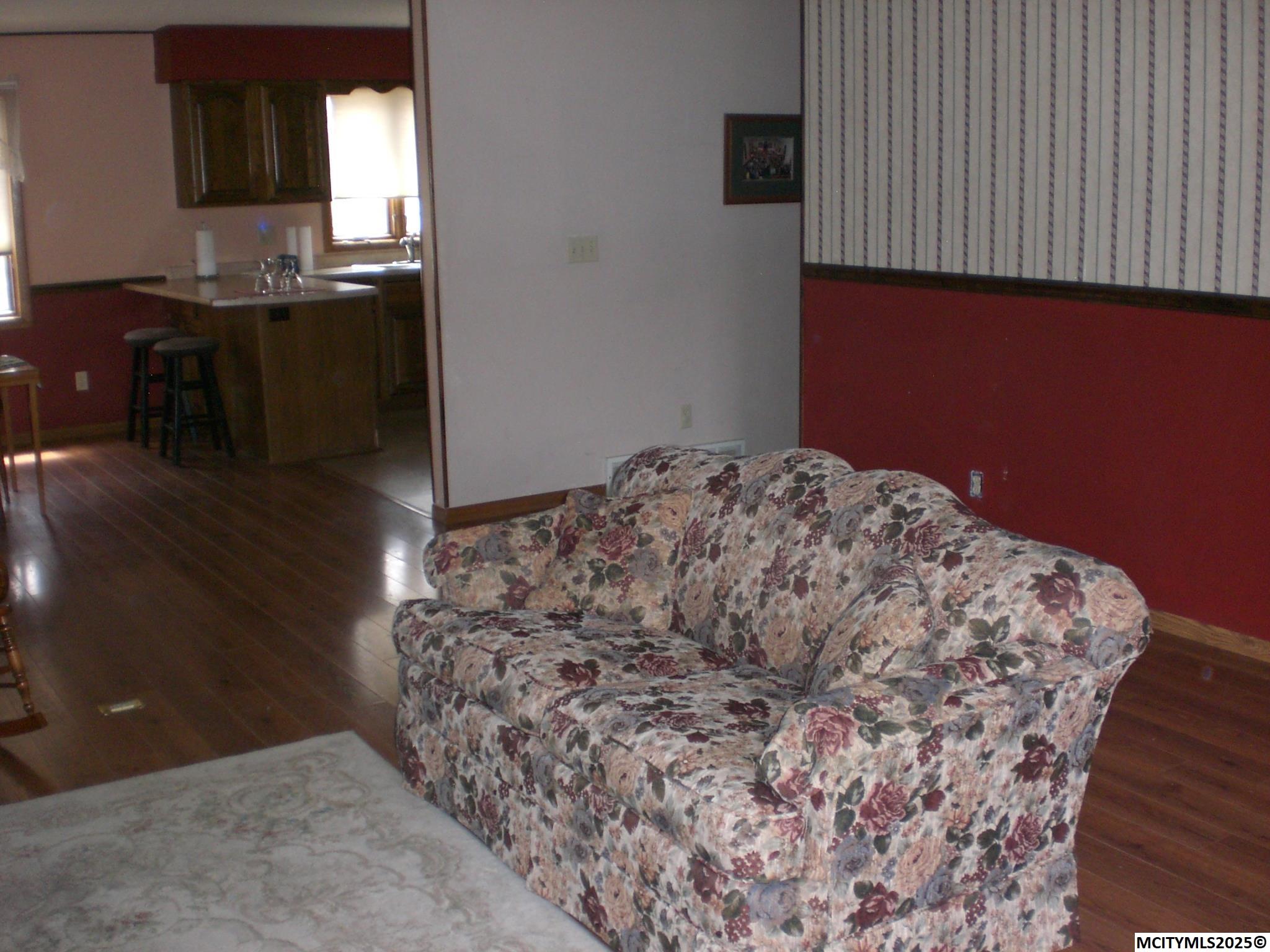 2166 Springview Dr