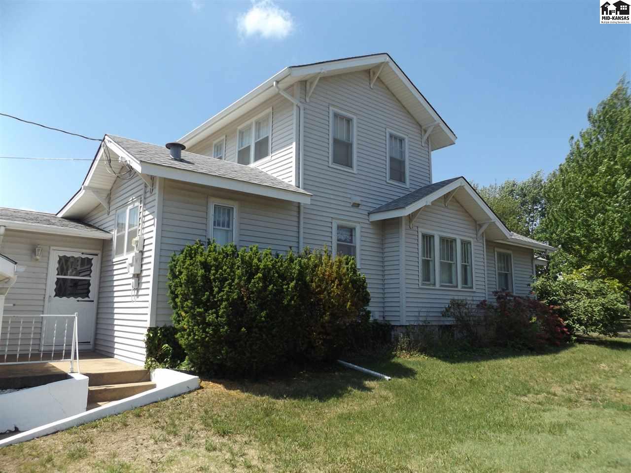 202 S New St