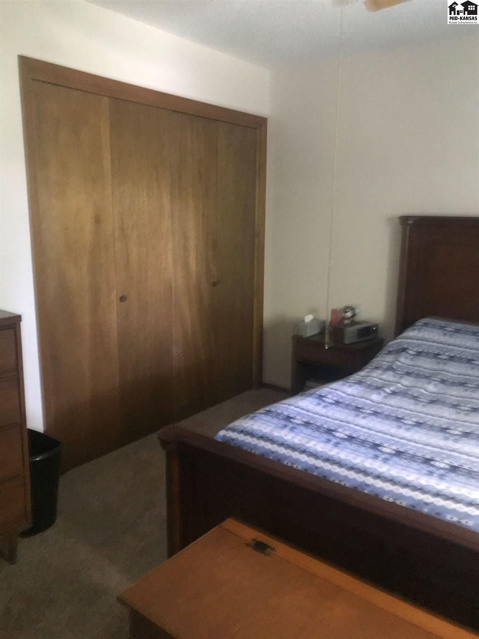 313 E El Dorado Ave