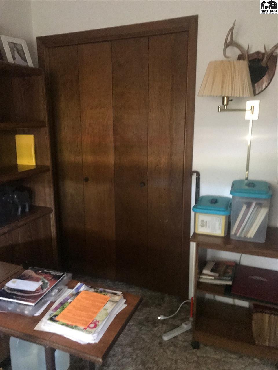 313 E El Dorado Ave