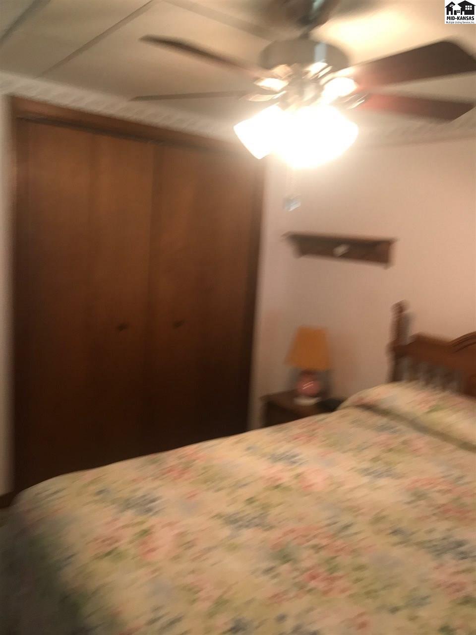 313 E El Dorado Ave