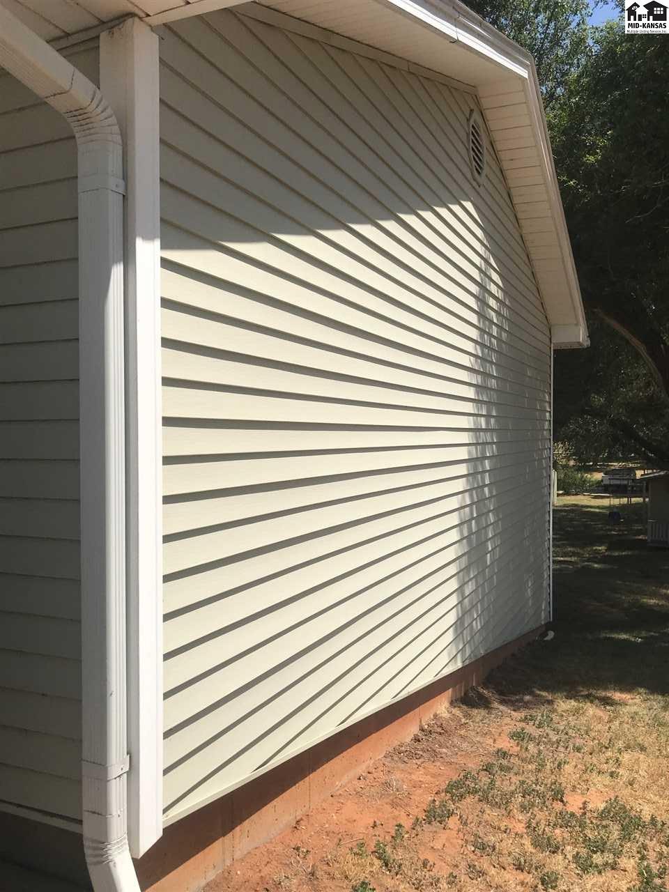 313 E El Dorado Ave