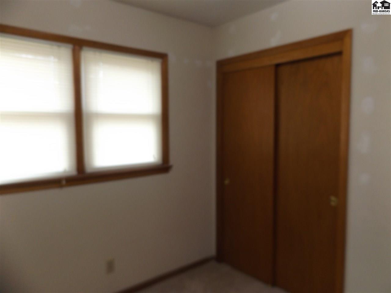 1302 E 13th Ave