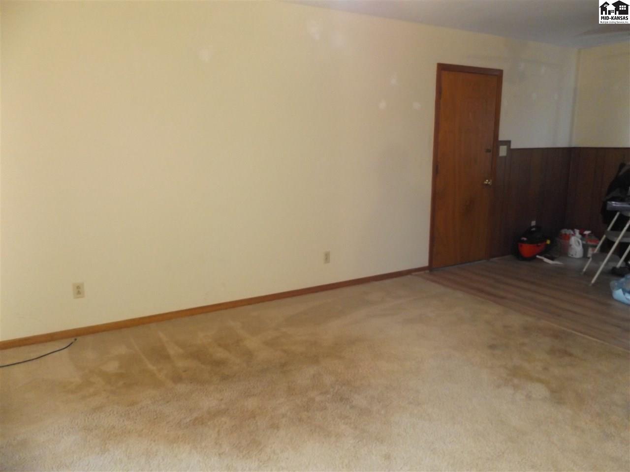 1302 E 13th Ave