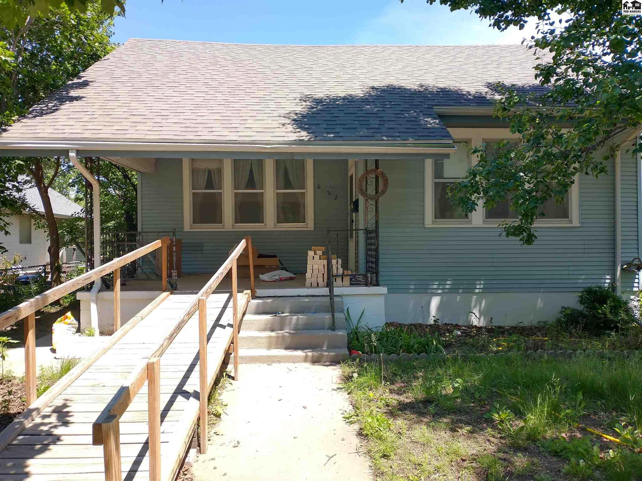 622 N Pine