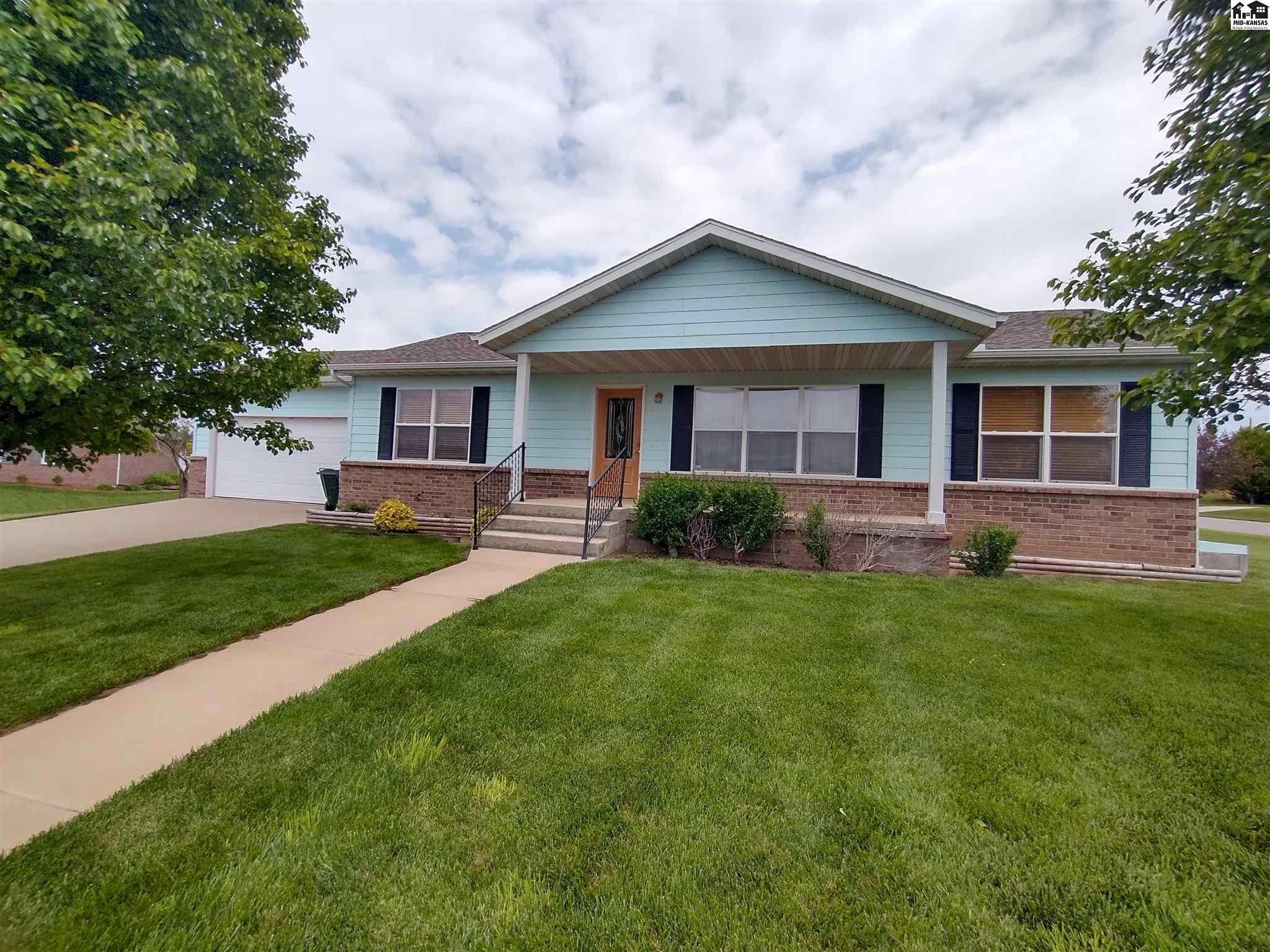 1524 Eastland Place