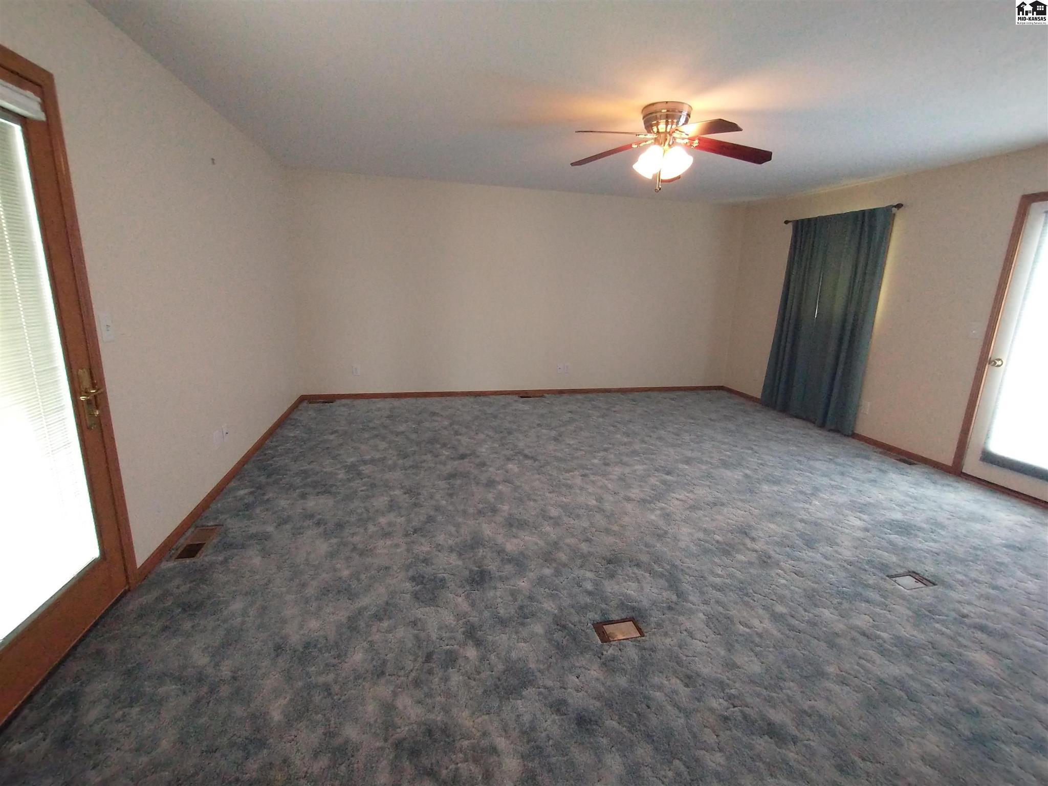 1524 Eastland Place