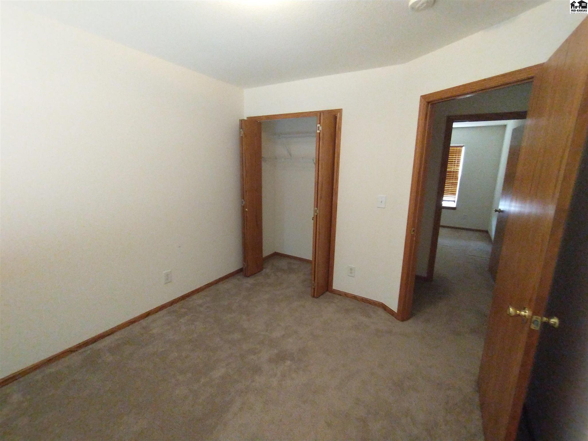 1524 Eastland Place