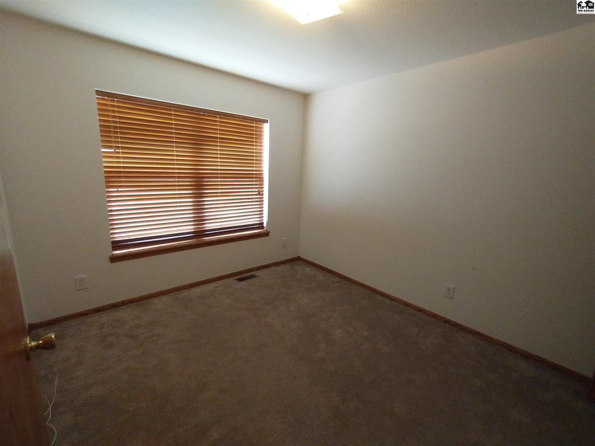 1524 Eastland Place