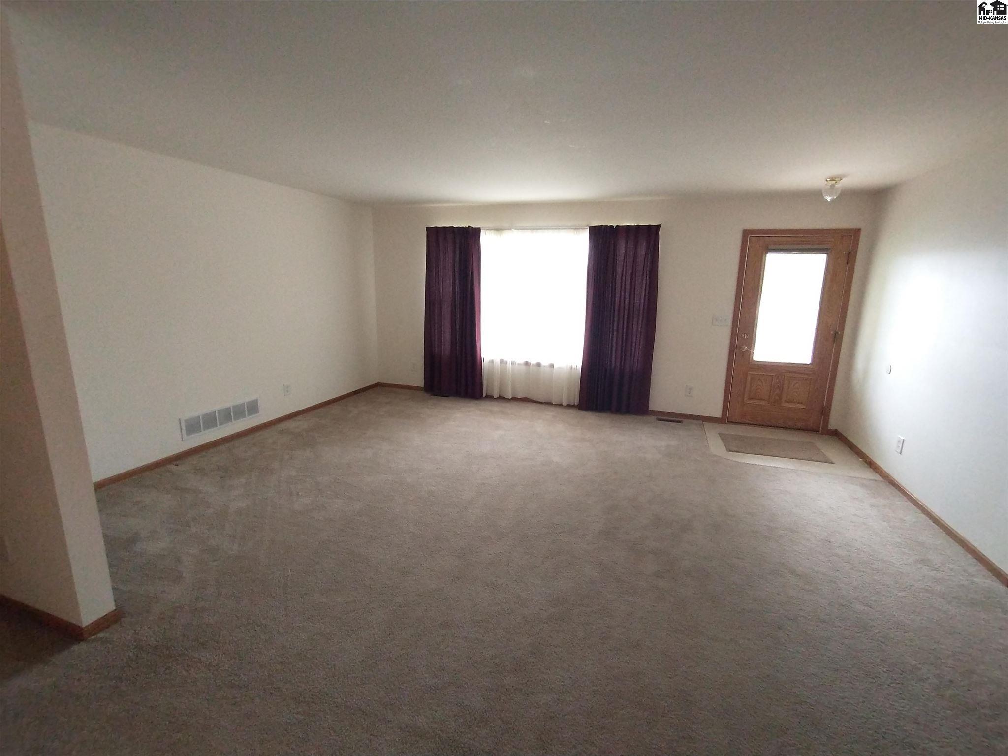 1524 Eastland Place