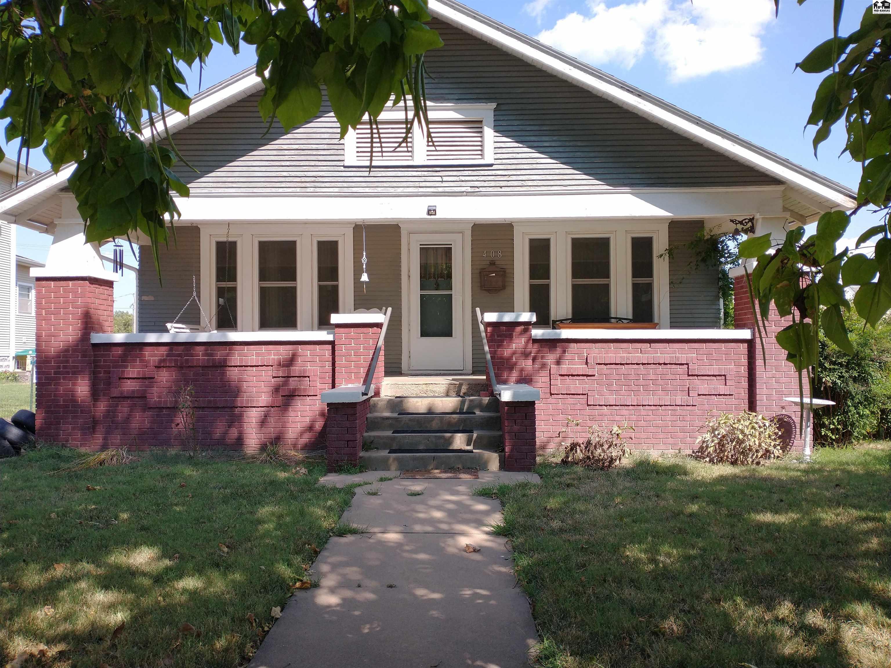 408 N Main St