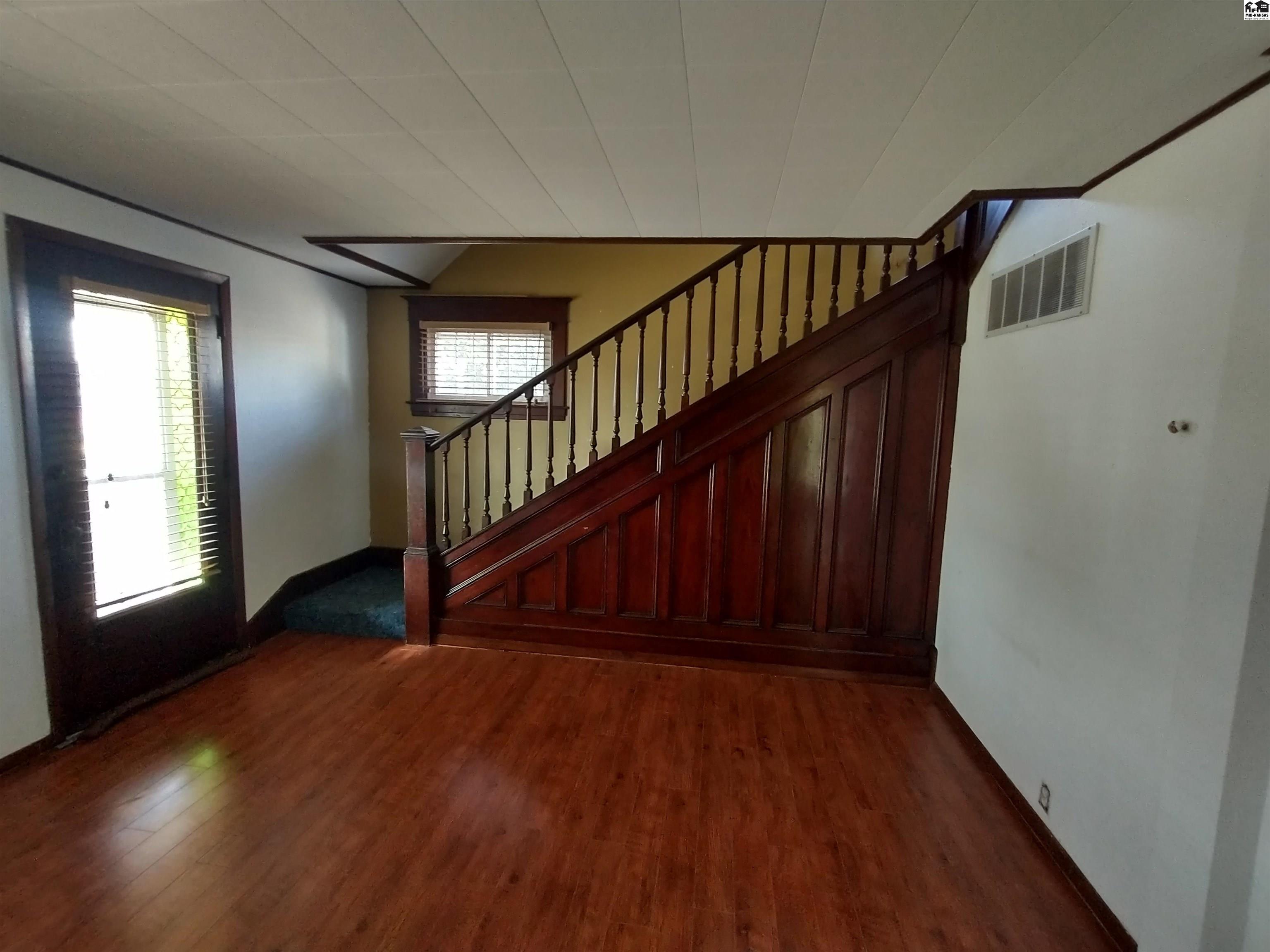 316 Haskell St