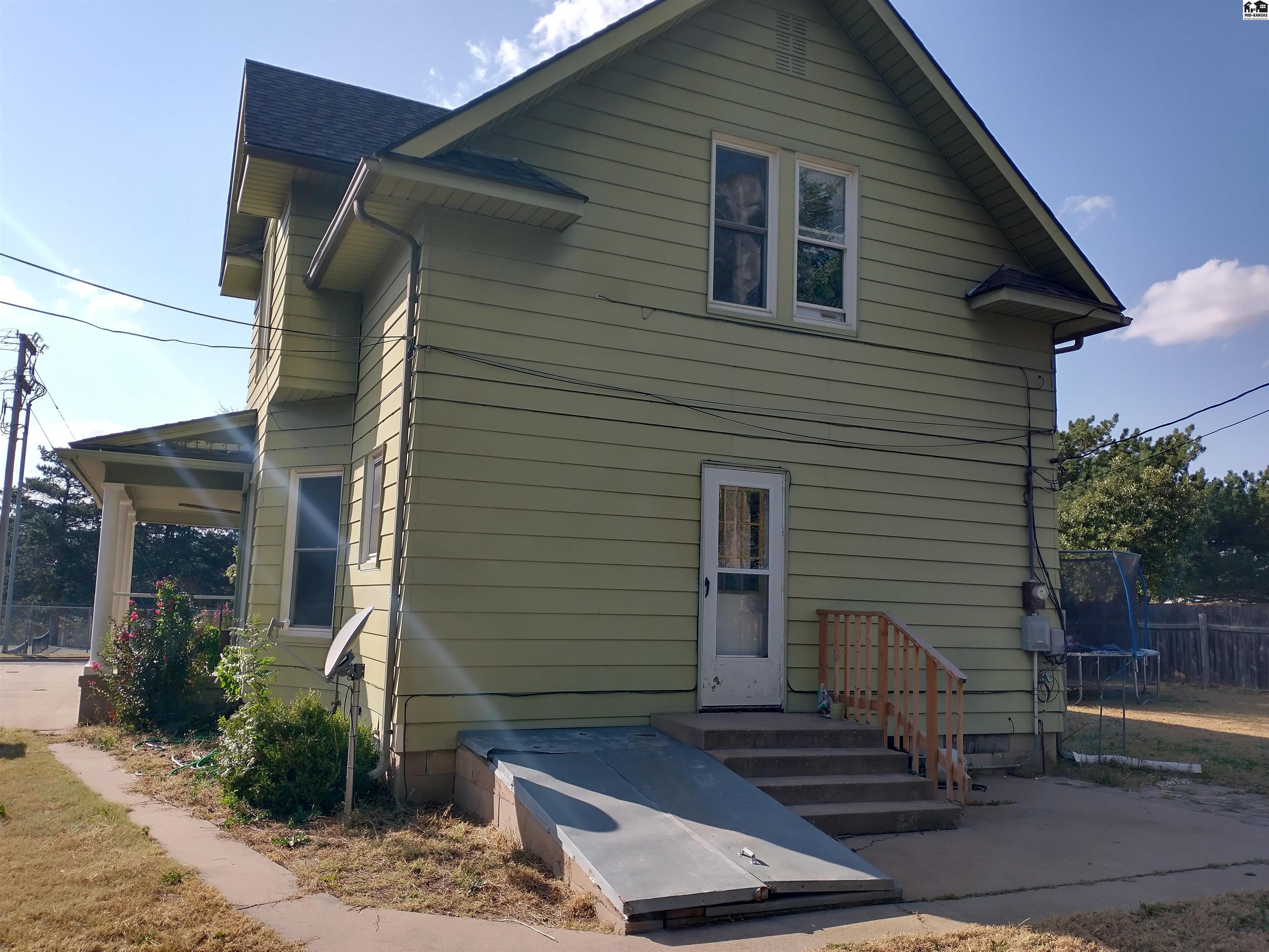 316 Haskell St