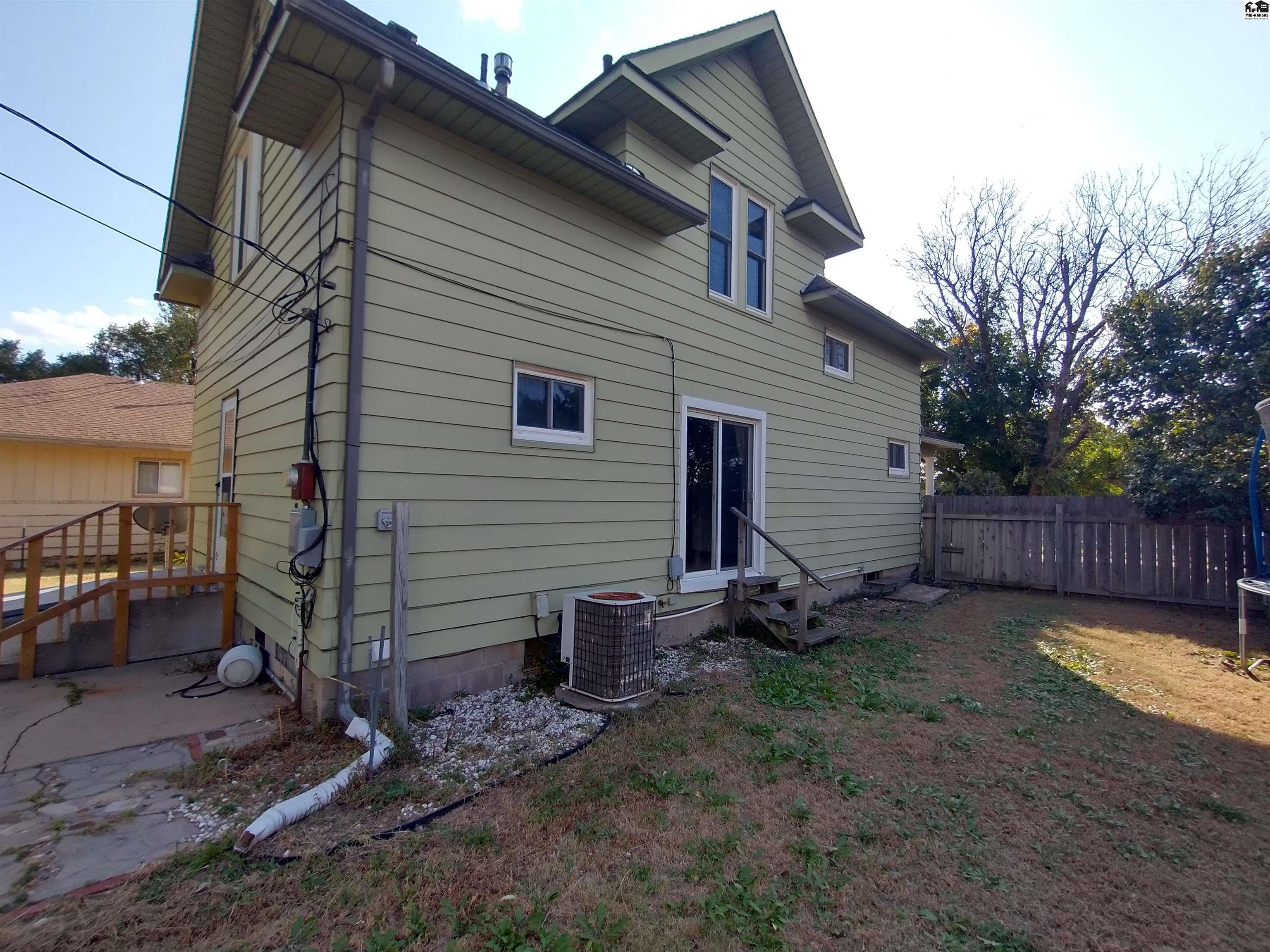 316 Haskell St