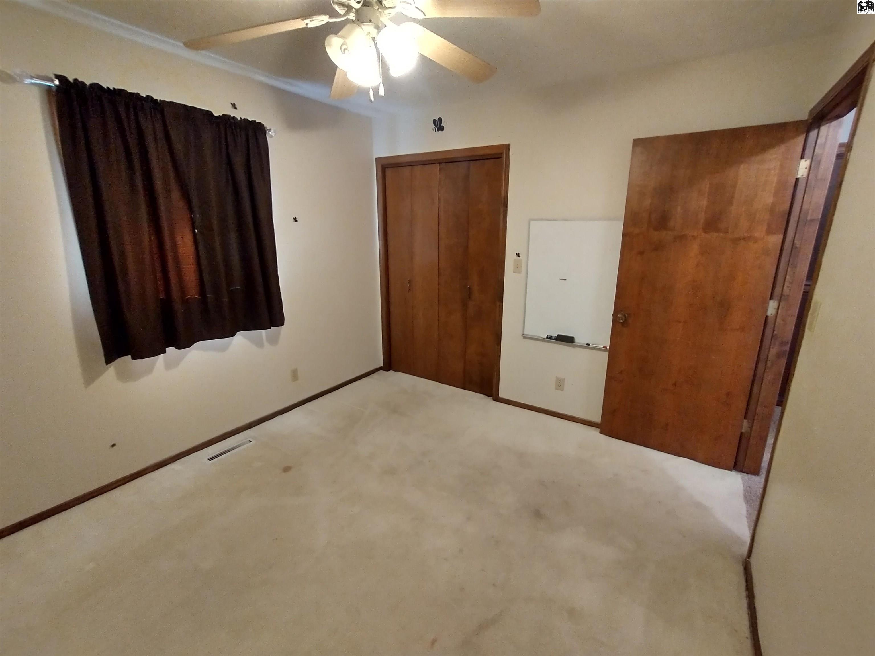 1406 Western Ave