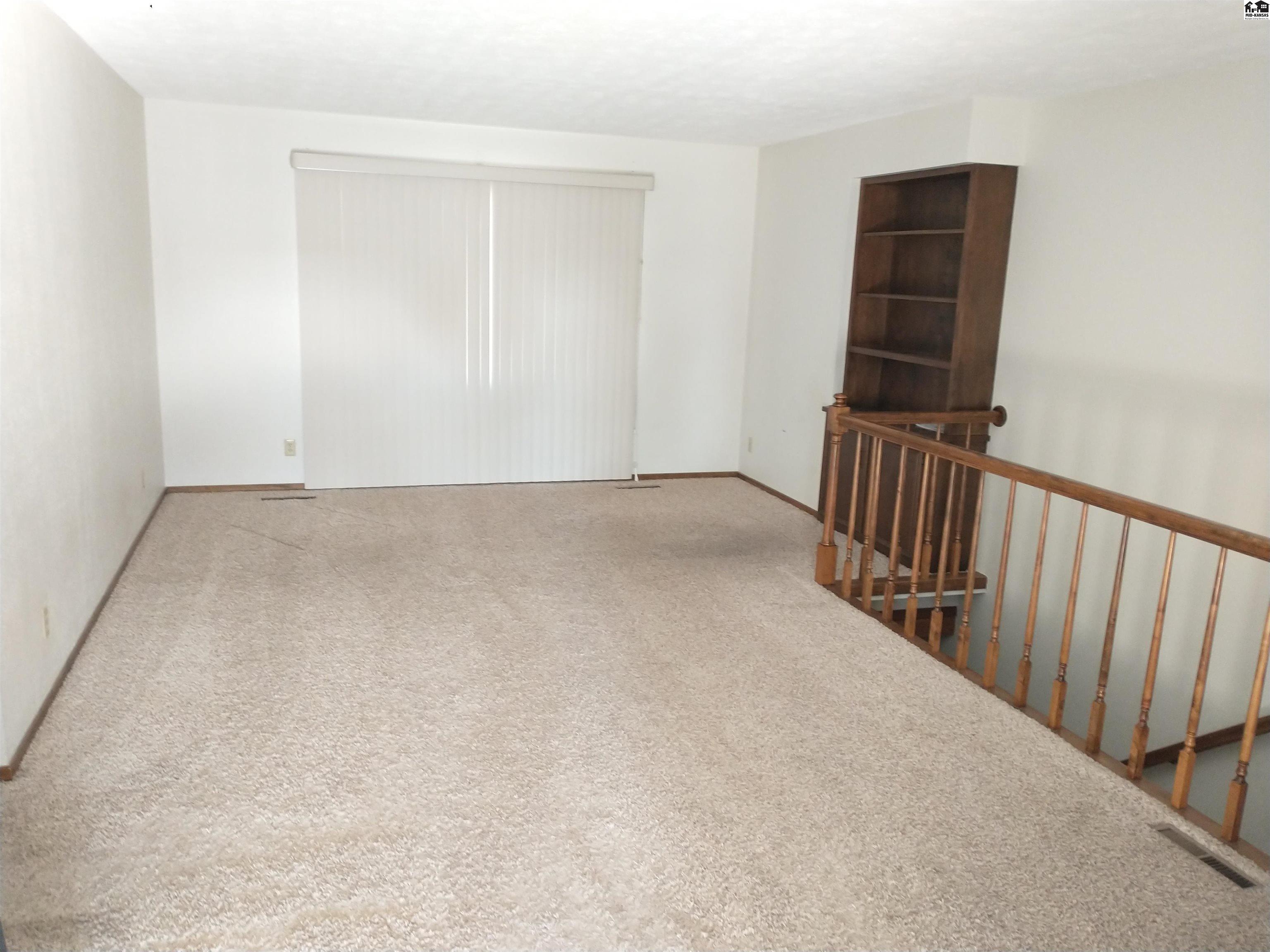 1406 Western Ave