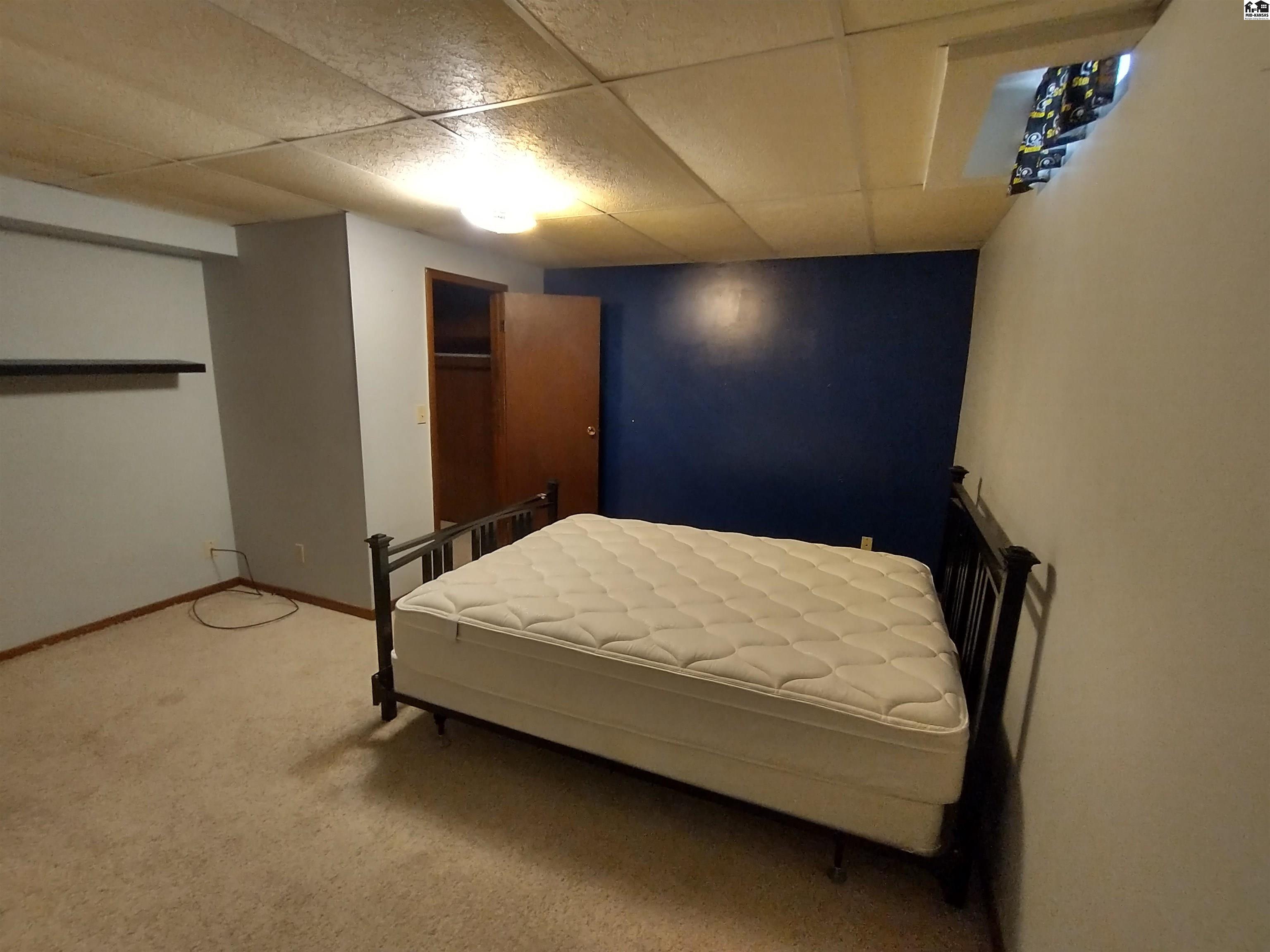 1406 Western Ave