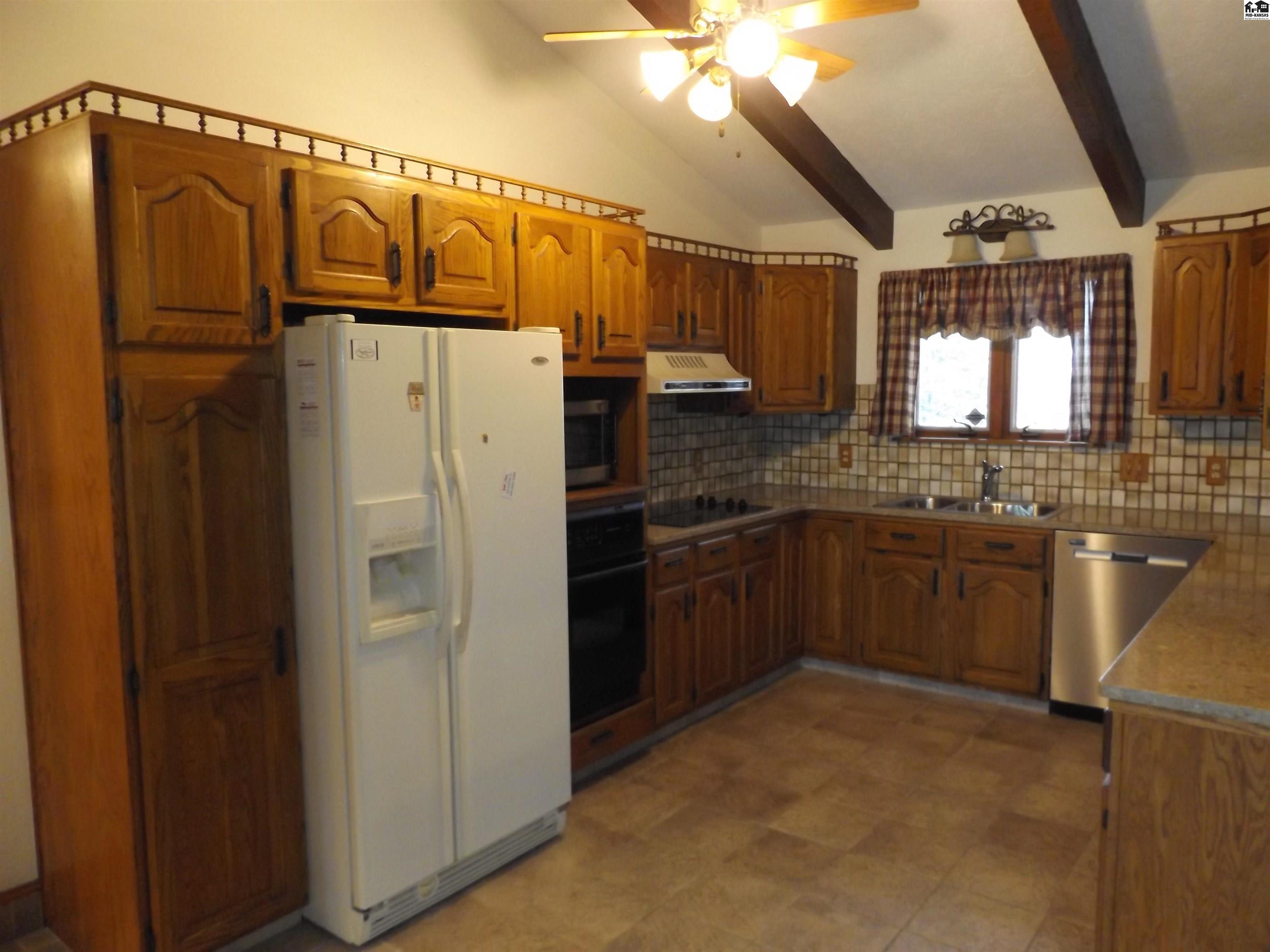 1473 W US Highway 50