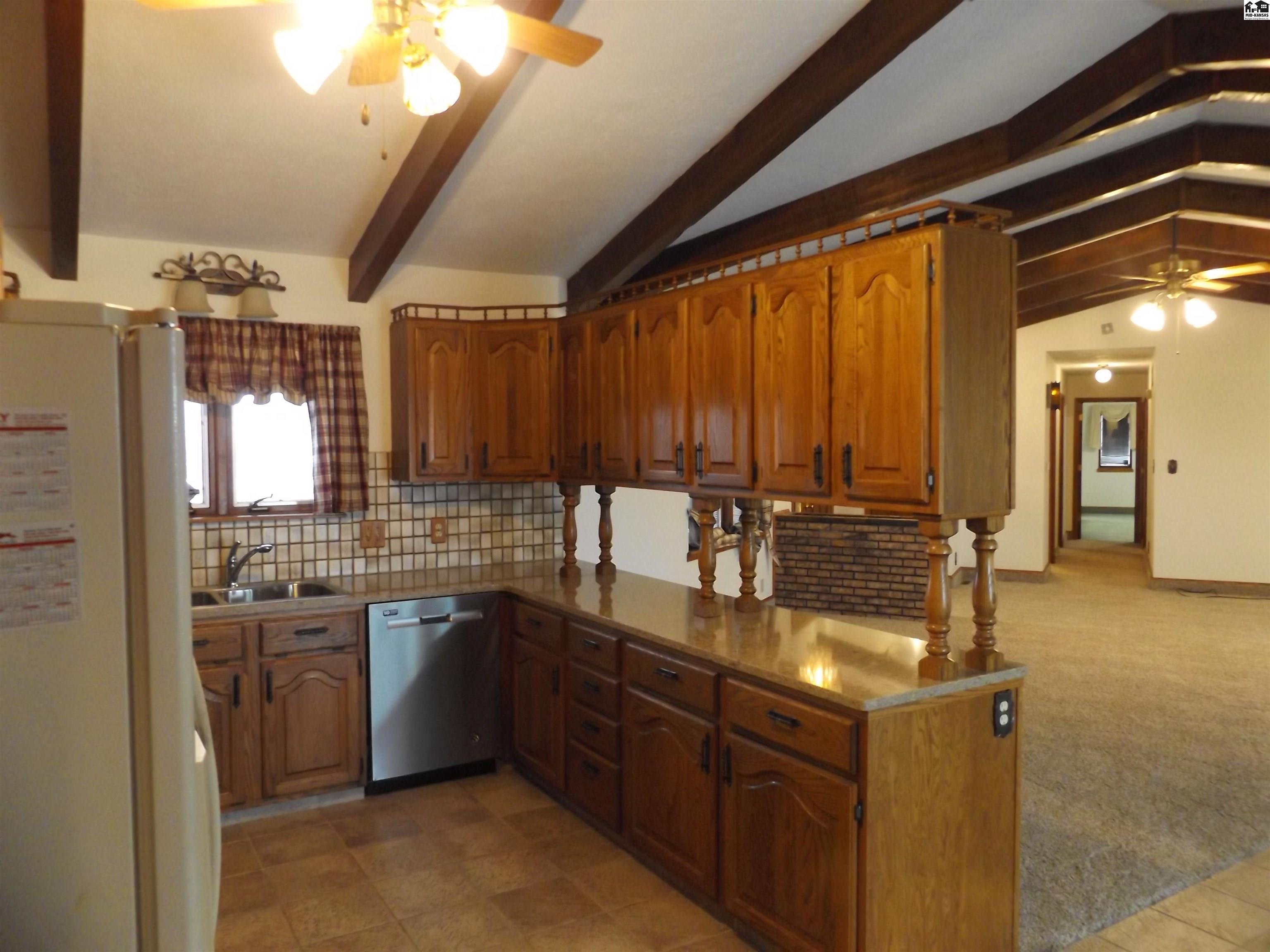 1473 W US Highway 50