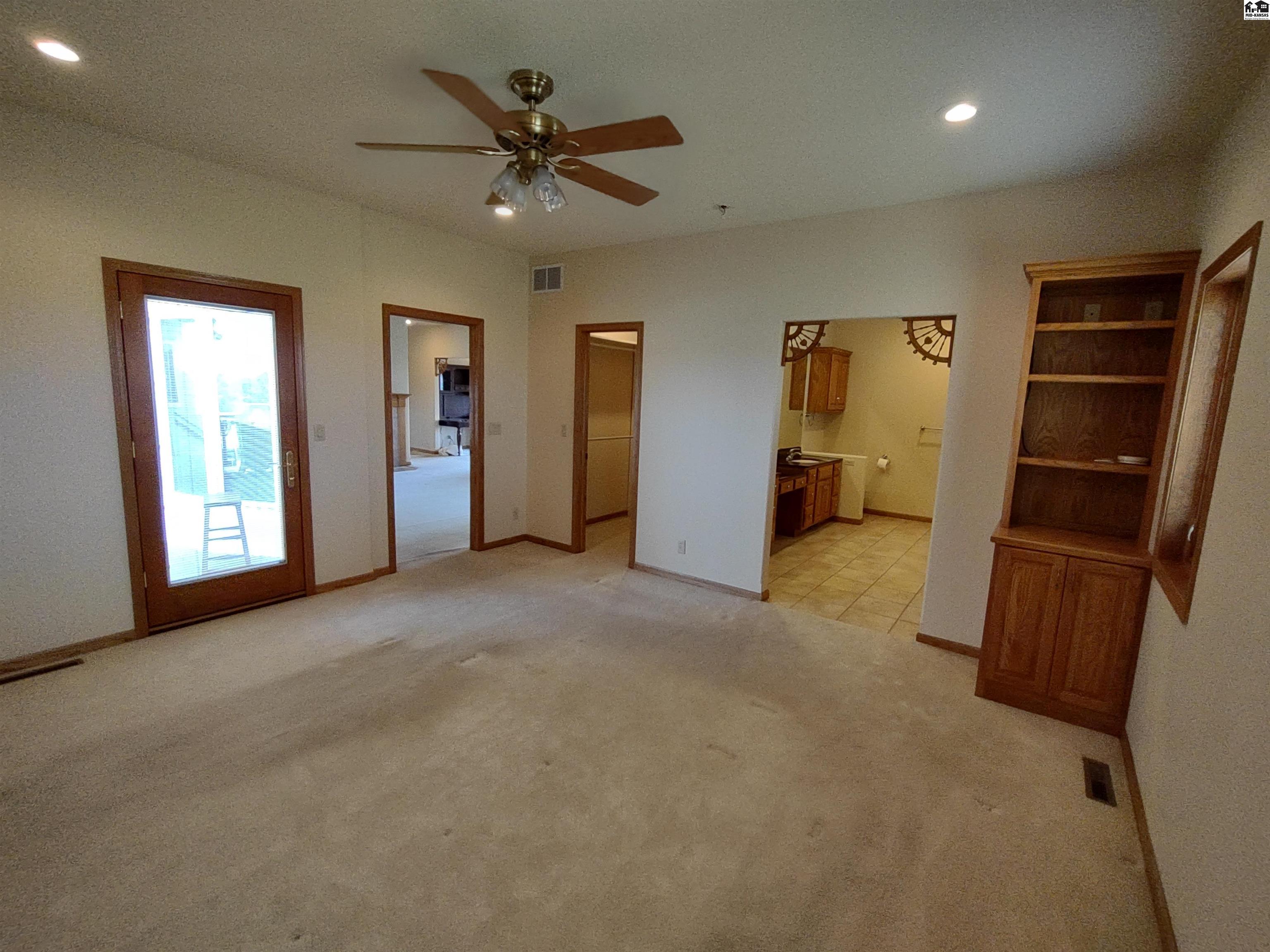 10143 SW Eastridge Rd