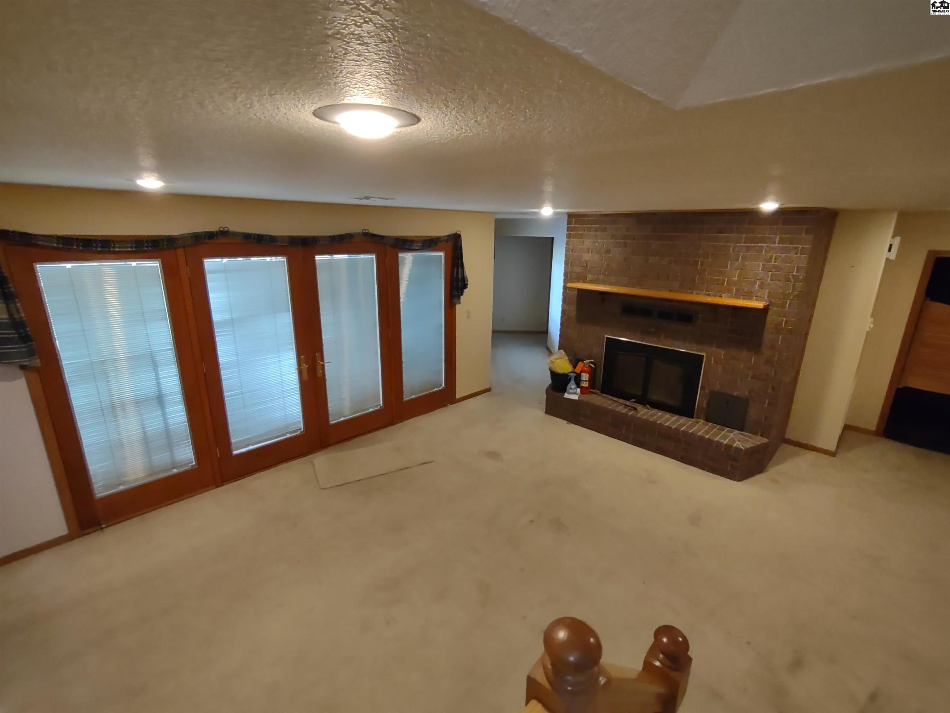 10143 SW Eastridge Rd