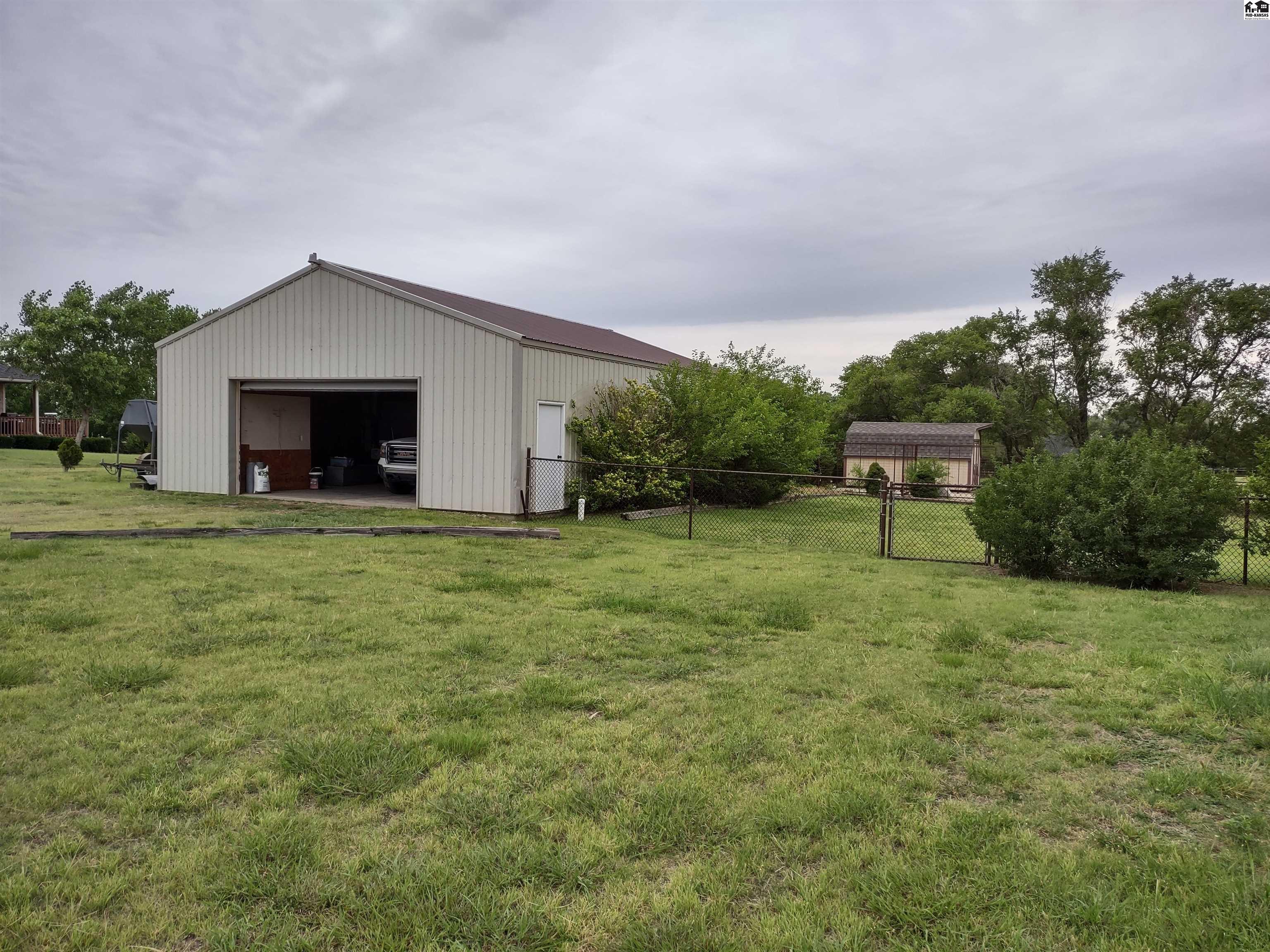 10482 W River Rd