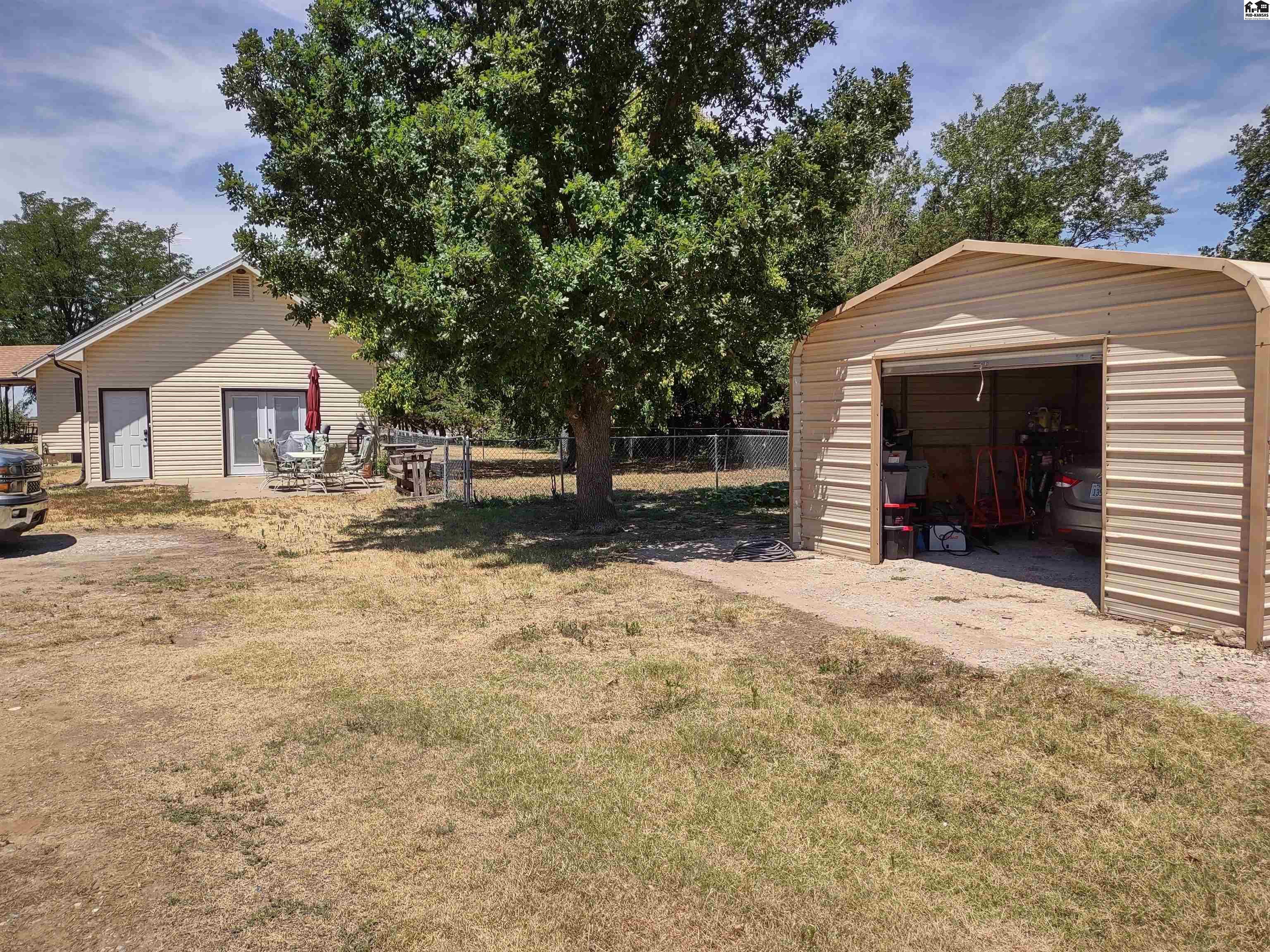80248 N US Highway 281