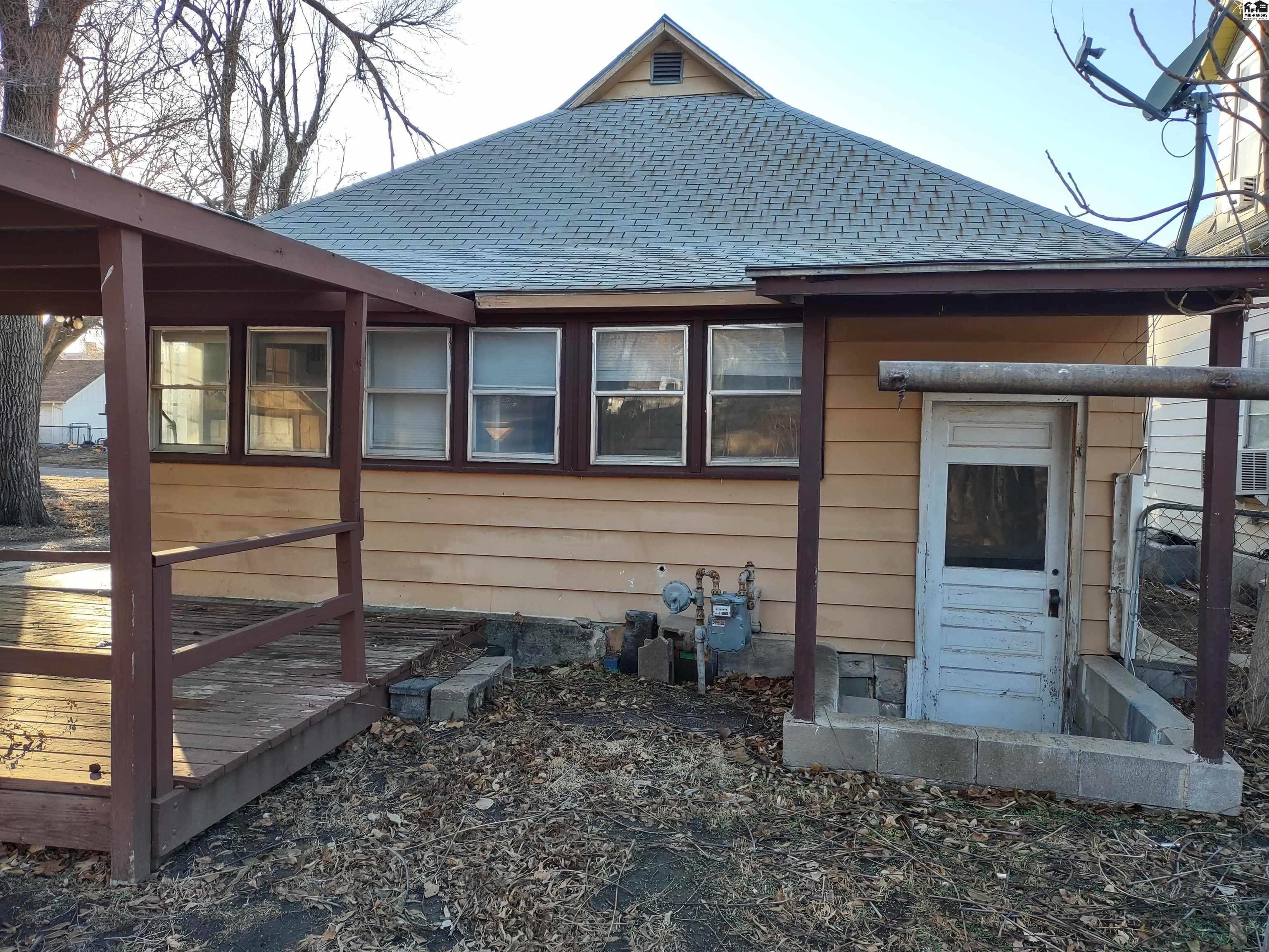 116 N Thompson St