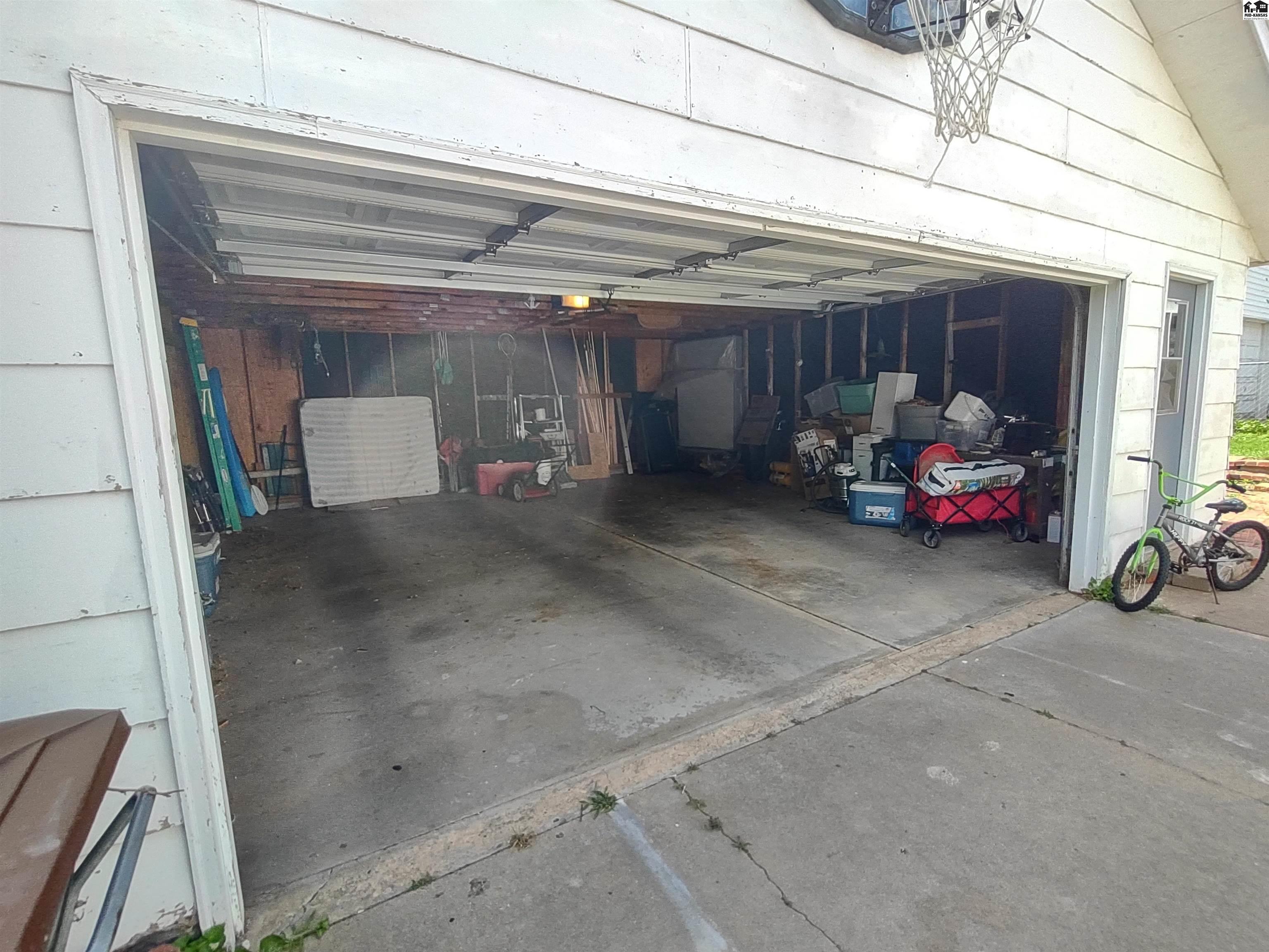 205 Stout St